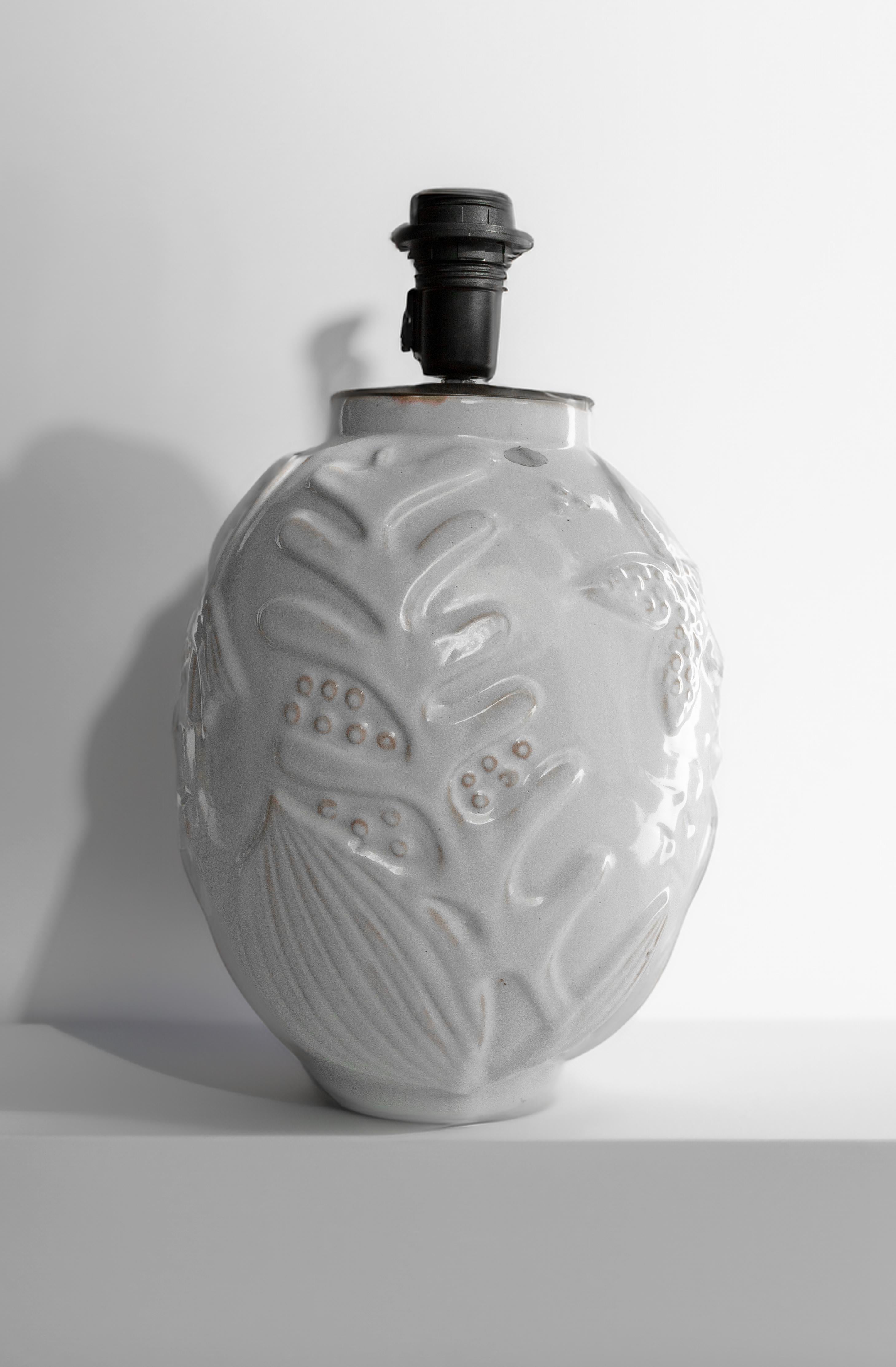 Lampada da tavolo Upsala Ekeby in ceramica bianca di Anna-Lisa Thomson, 