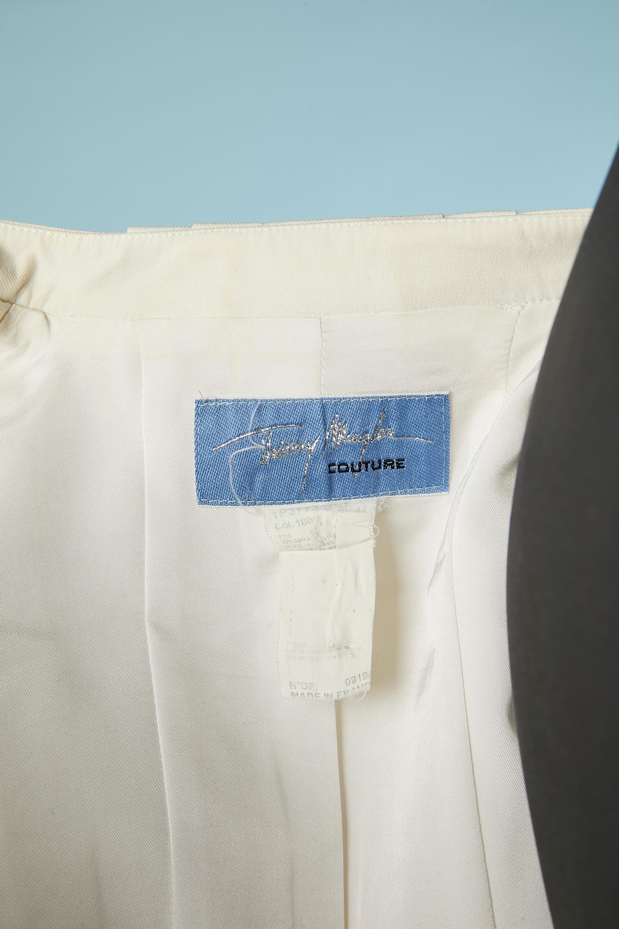 Thierry Mugler Couture - Combinaison jupe en coton blanc cassé avec points noirs Sellier  en vente 1