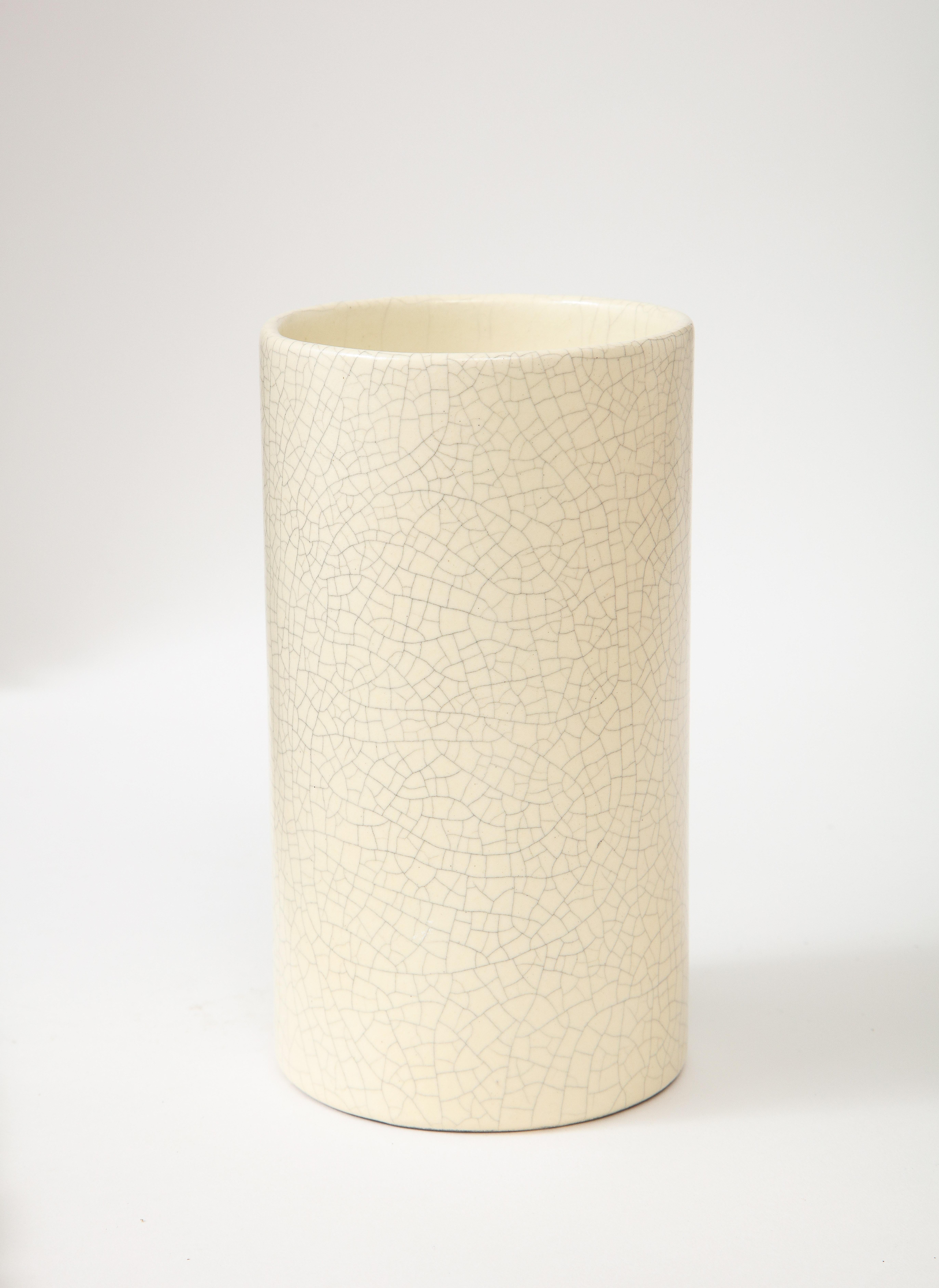 Céramique Vase craquelé blanc cassé, France, vers 1960 en vente