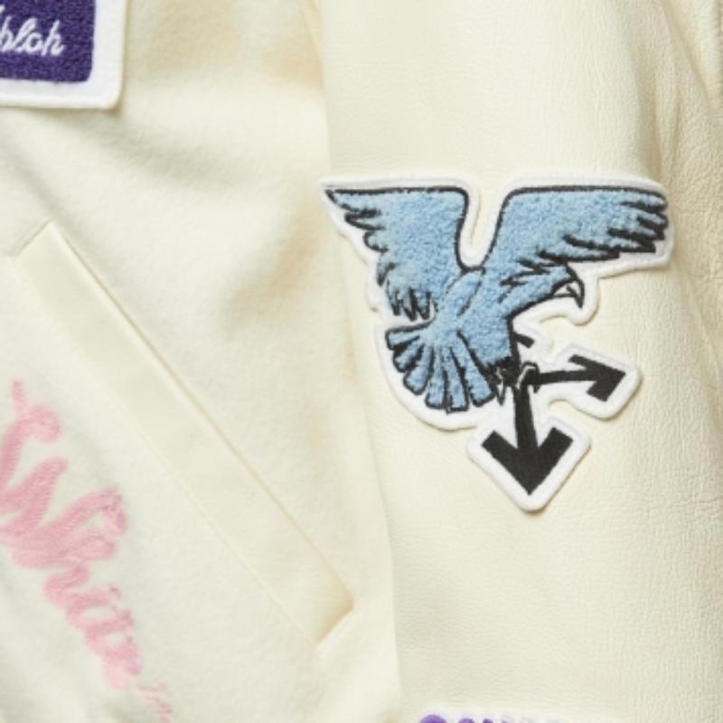 Off-White Creme Wolle bestickt Patch Detail Bomberjacke S (Beige) im Angebot