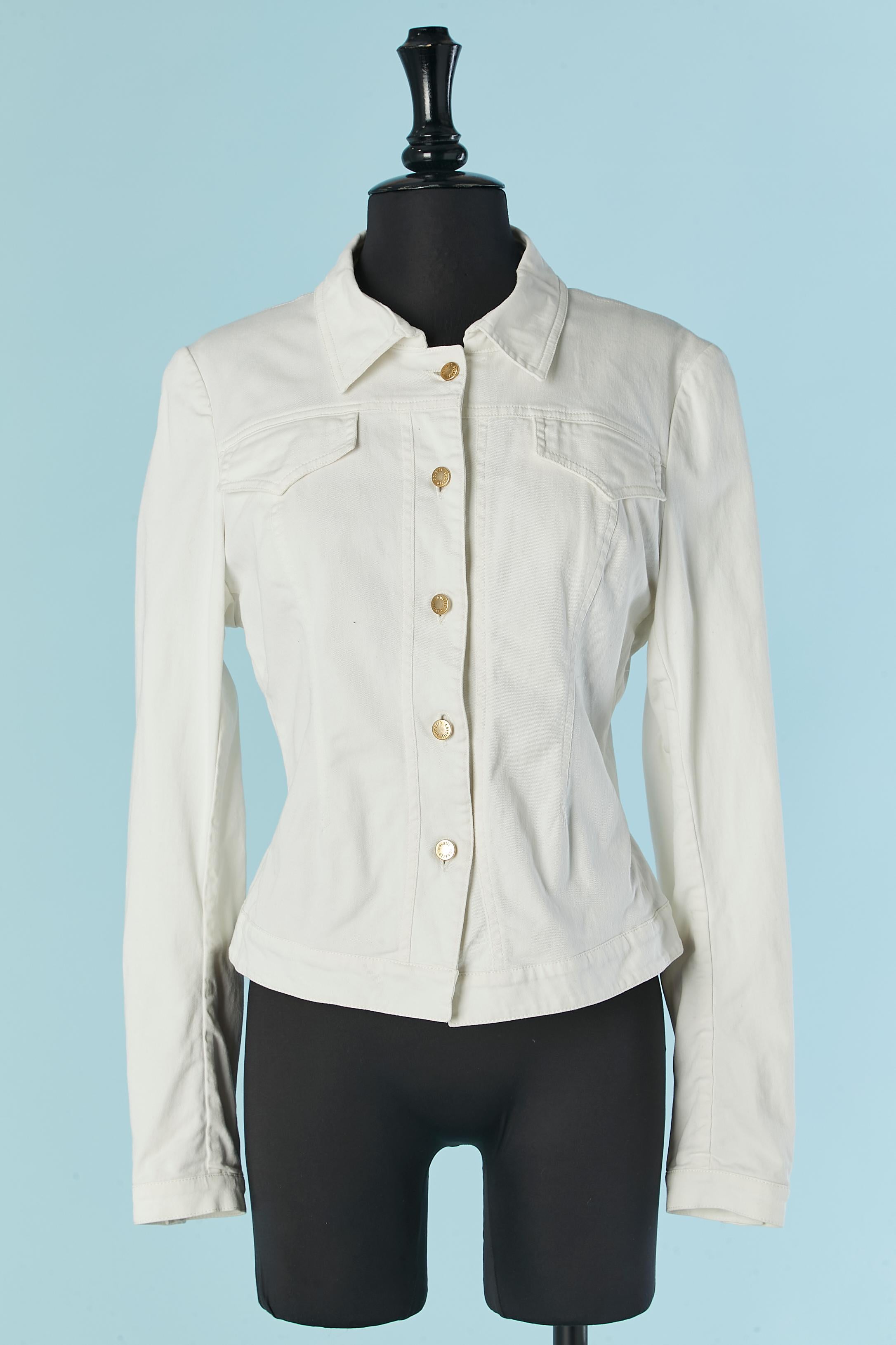 Off-white denim jacket with leopard back and lining ( probably stretch silk)  Fabric composition: 98% cotton, 20% stretch. Leopard belt inside on the waist with hook&eye closure on the middle front. 
Branded button and buttonhole on the middle front