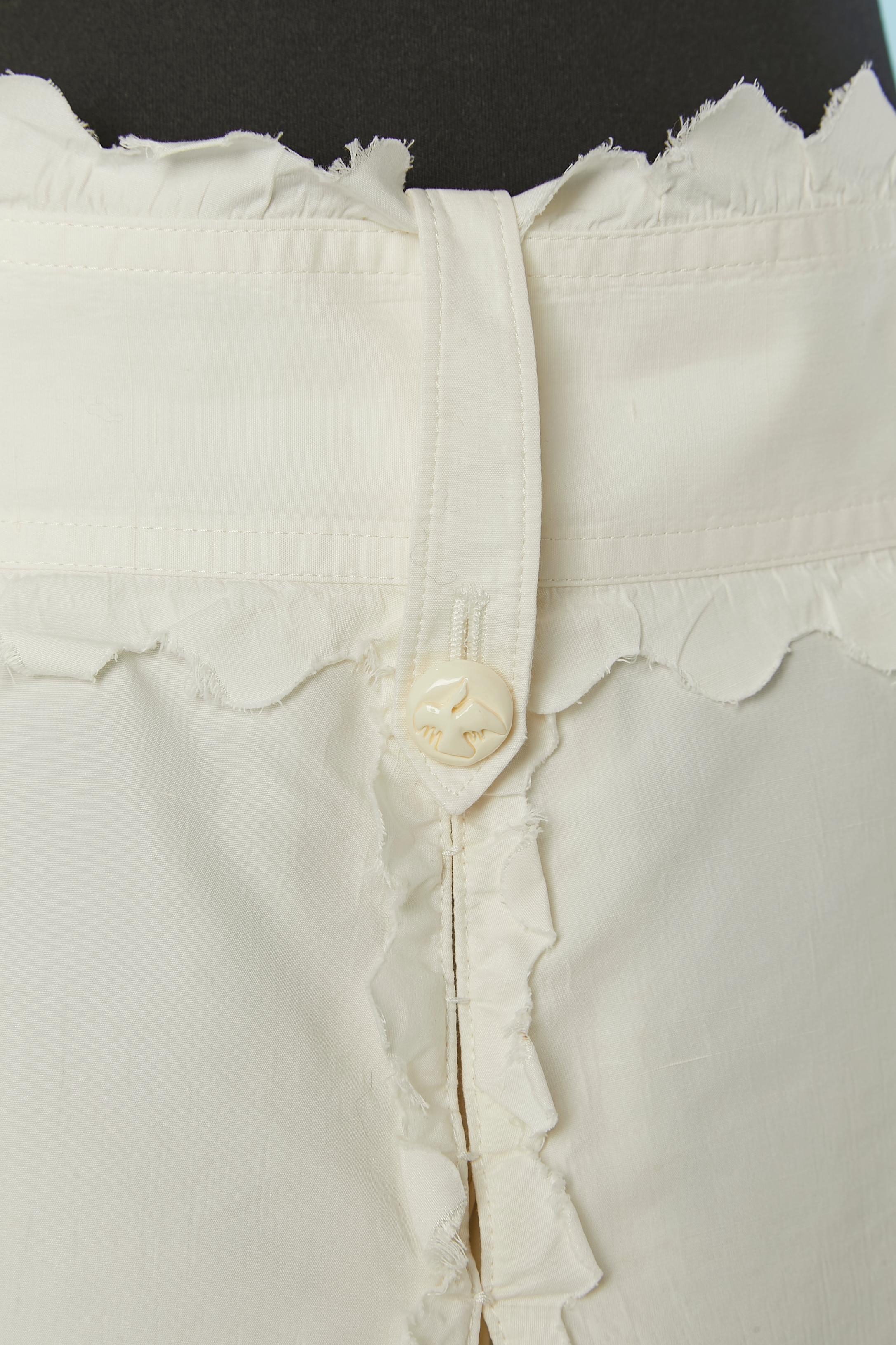 Off-white flare cotton skirt with box-pleats and fabric belt. 
Button (with bird on) and buttonhole and zip closure in the middle back. Same button in the middle front. Belt-loop. 
SIZE M 