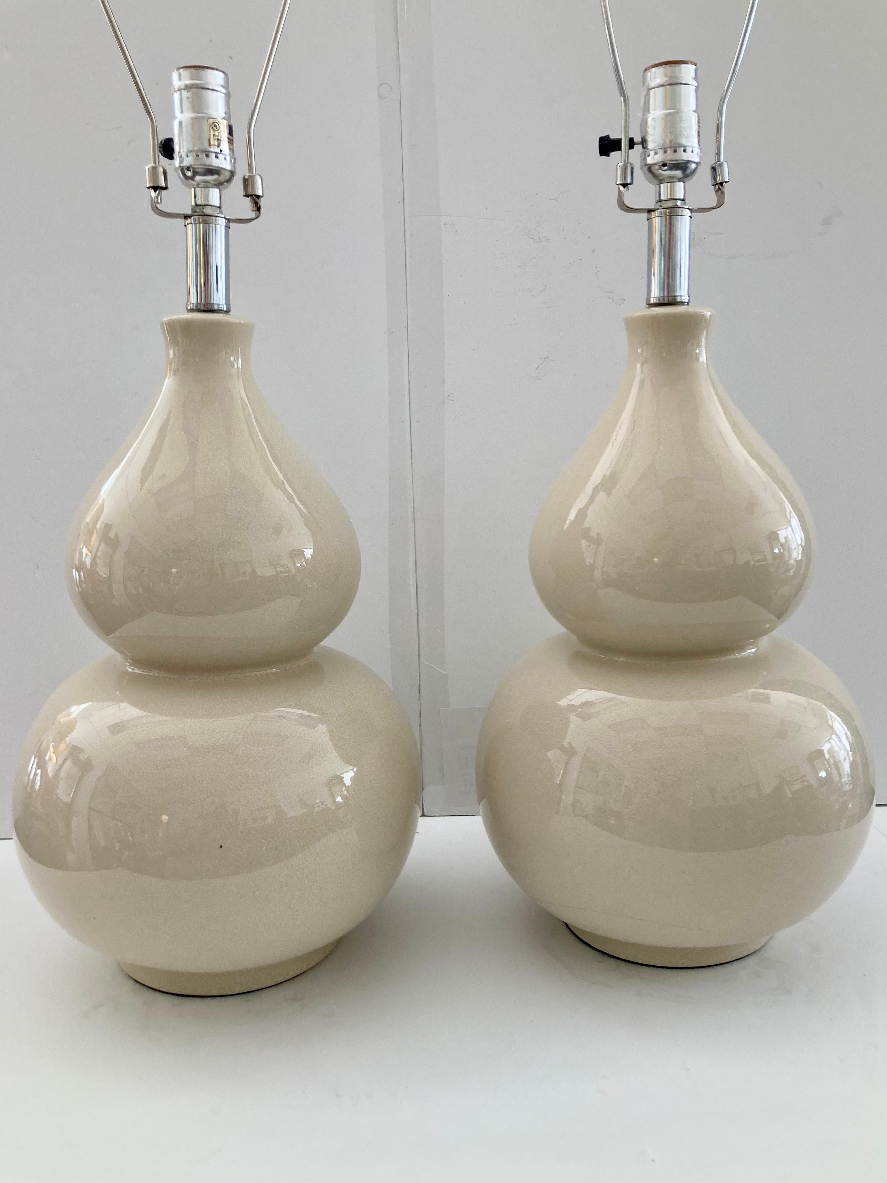 Américain Paire de lampes gourdes en céramique émaillée Whiting en vente