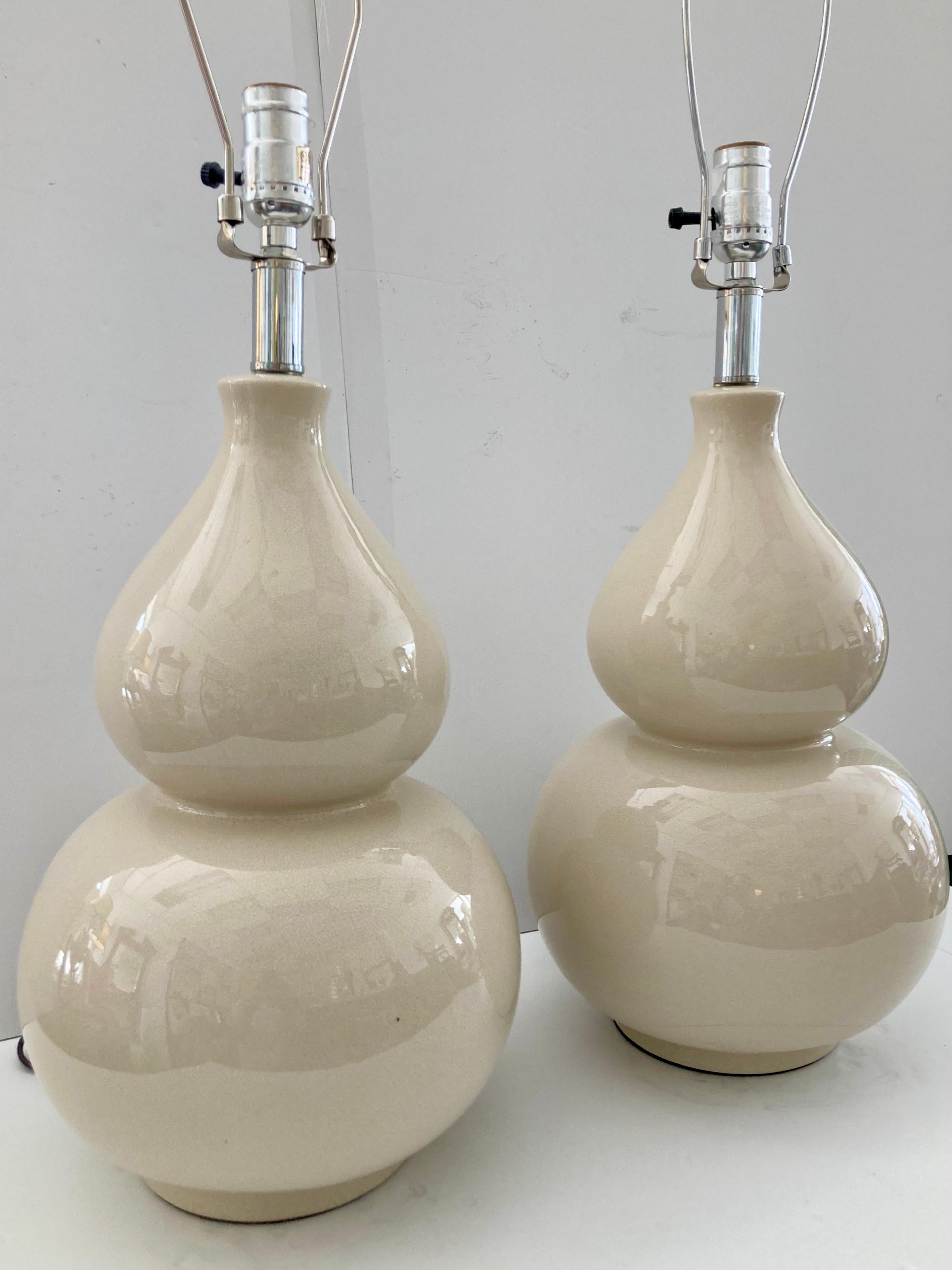 Paire de lampes gourdes en céramique émaillée Whiting Bon état - En vente à Los Angeles, CA