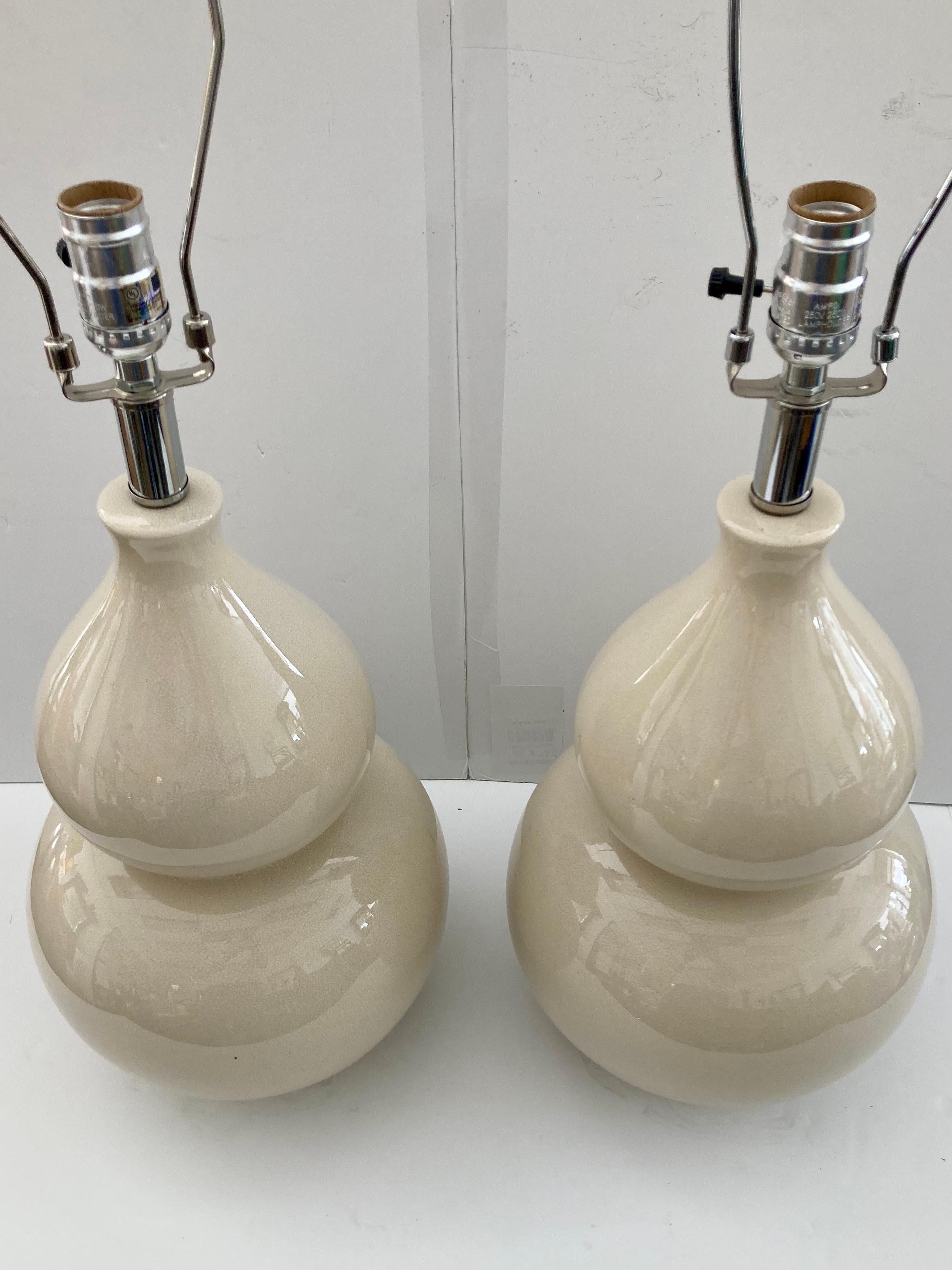 Paire de lampes gourdes en céramique émaillée Whiting en vente 1