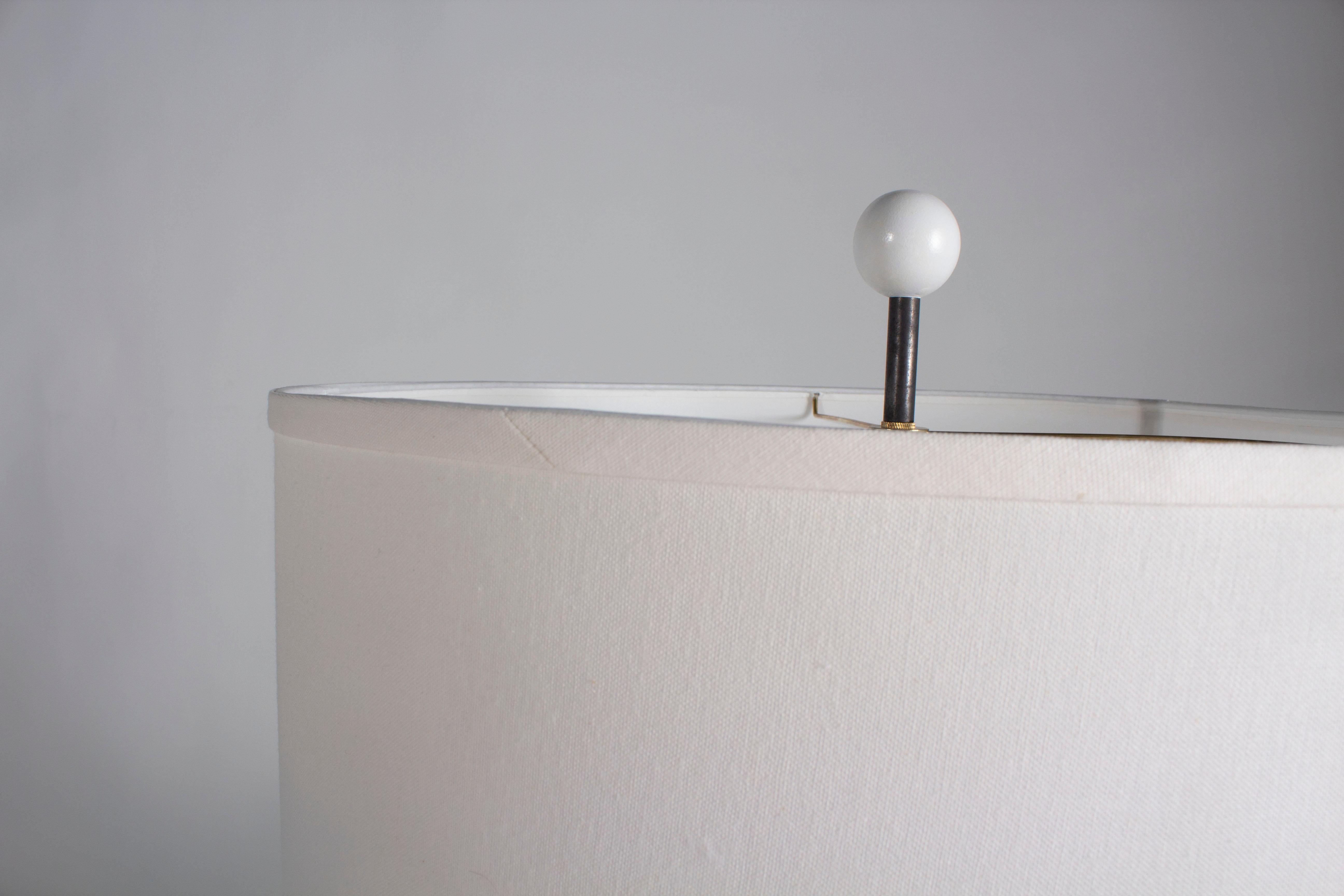 Off-White Glazed Jar Table Lamp In New Condition In Dallas, TX