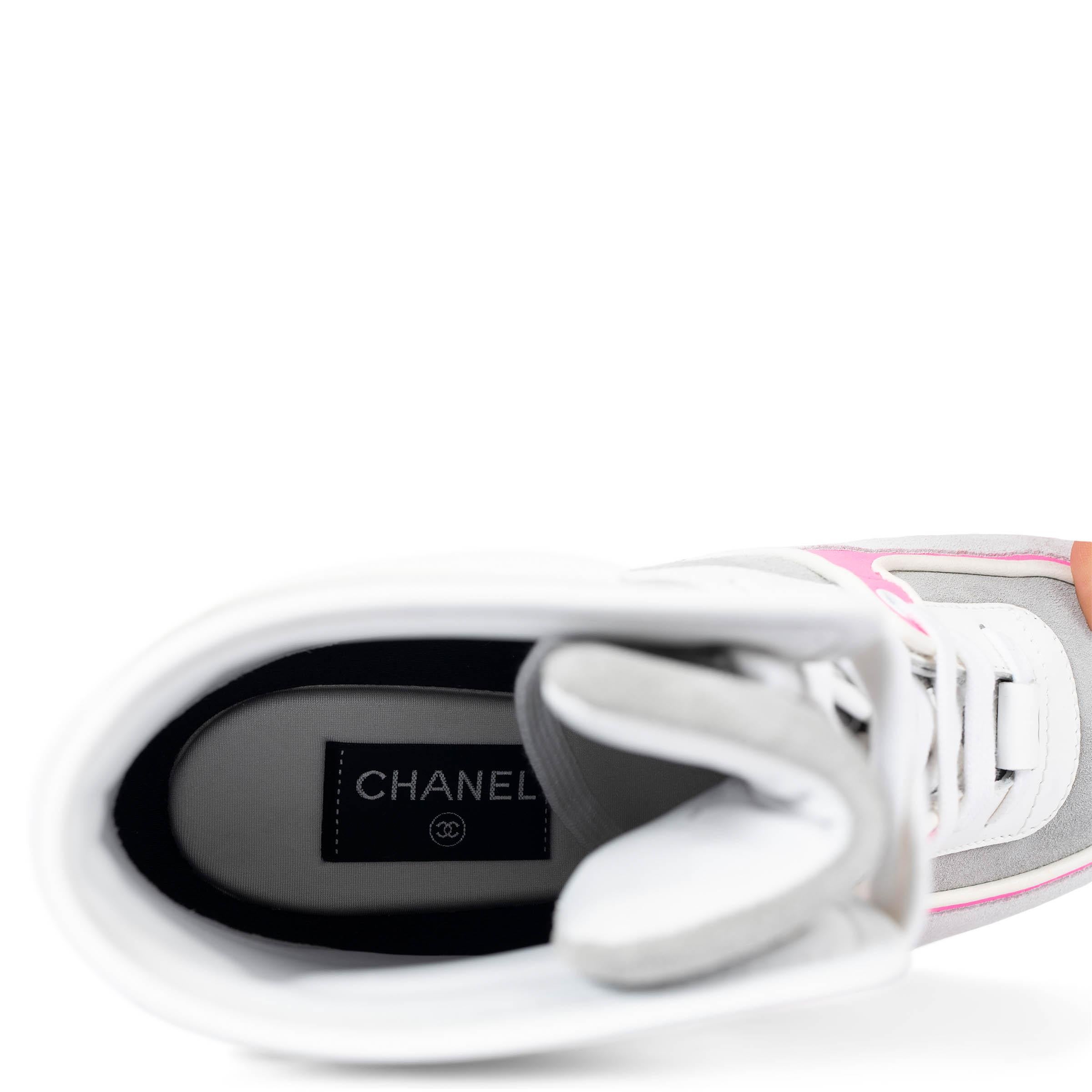 CHANEL gris blanco rosa ante 2018 18P HIGH-TOP Zapatillas Zapatos 38 en venta 2