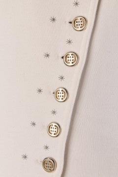 Off-White-Jacke mit asymmetrischer Knopfleiste MARITHE + FRANCOIS GIRBAUD