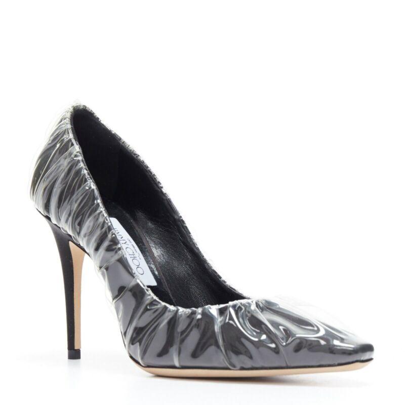 JIMMY CHOO - Chaussures à talons hauts en satin noir à pointes transparentes EU38
Référence : LNKO/A01122
Marque : Jimmy Choo
Matière : Satin
Couleur : Noir
Motif : Solide
Détails supplémentaires : Style Scarpin. Orteil pointu. Talons minces.