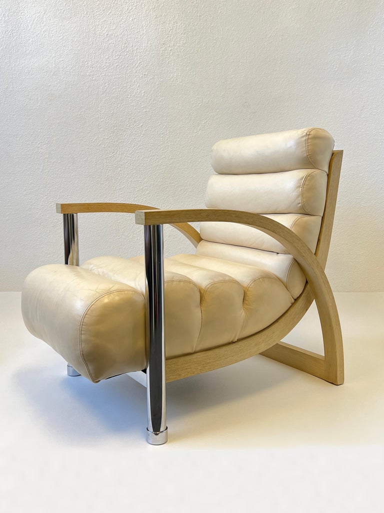 off White Leather and Chrome Lounge Chair by Jay Spectre  For Sale 3