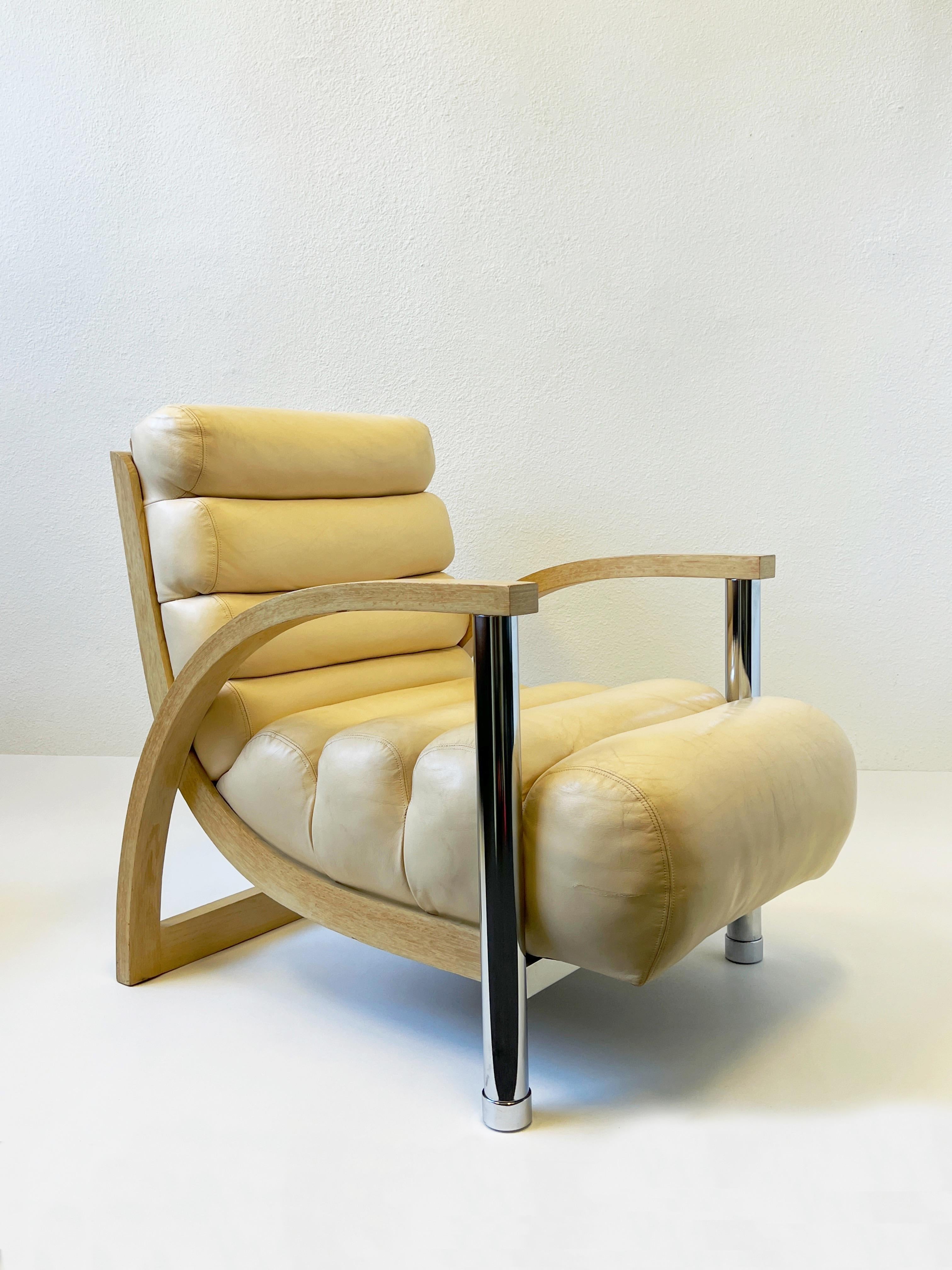 American off White Leather and Chrome Lounge Chair by Jay Spectre  For Sale