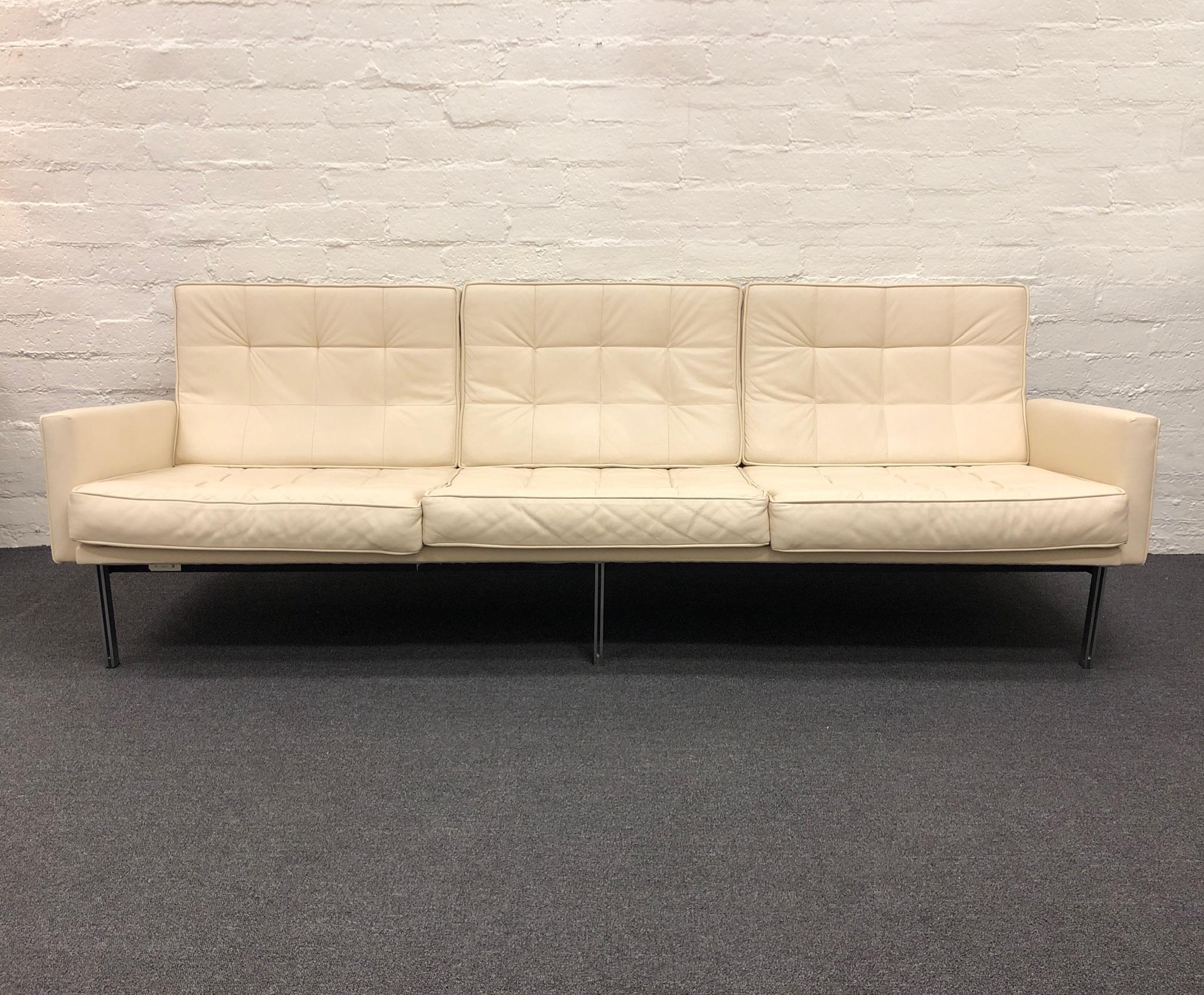 Mid-Century Modern off White Leather and Stainless Steel Parallel Bar Sofa by Florence Knoll  For Sale