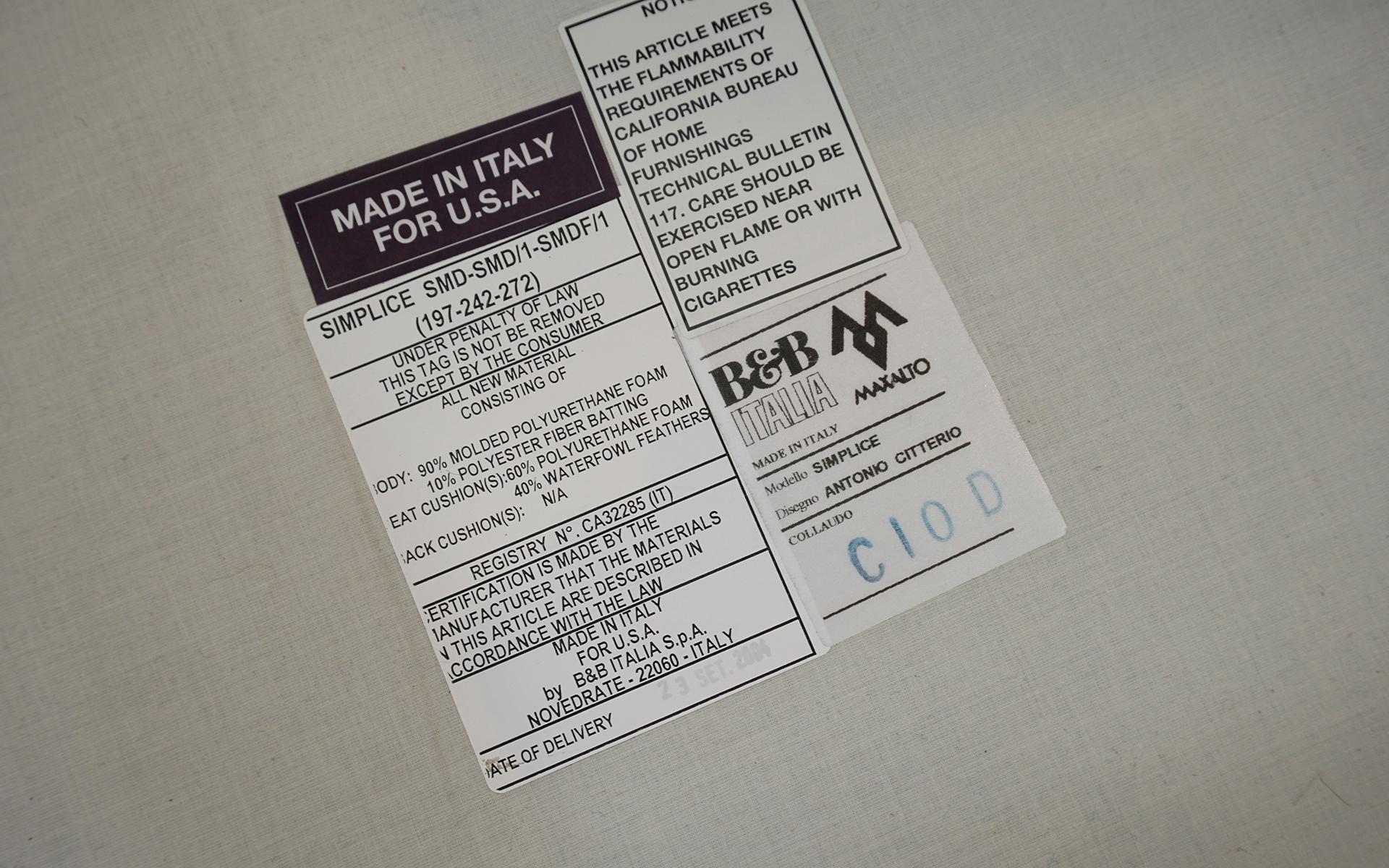 Canapé en cuir blanc cassé 