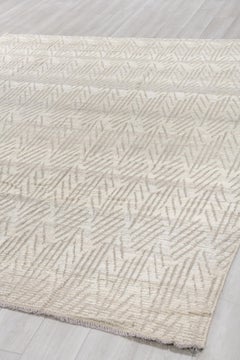 Off White Linear Tulu