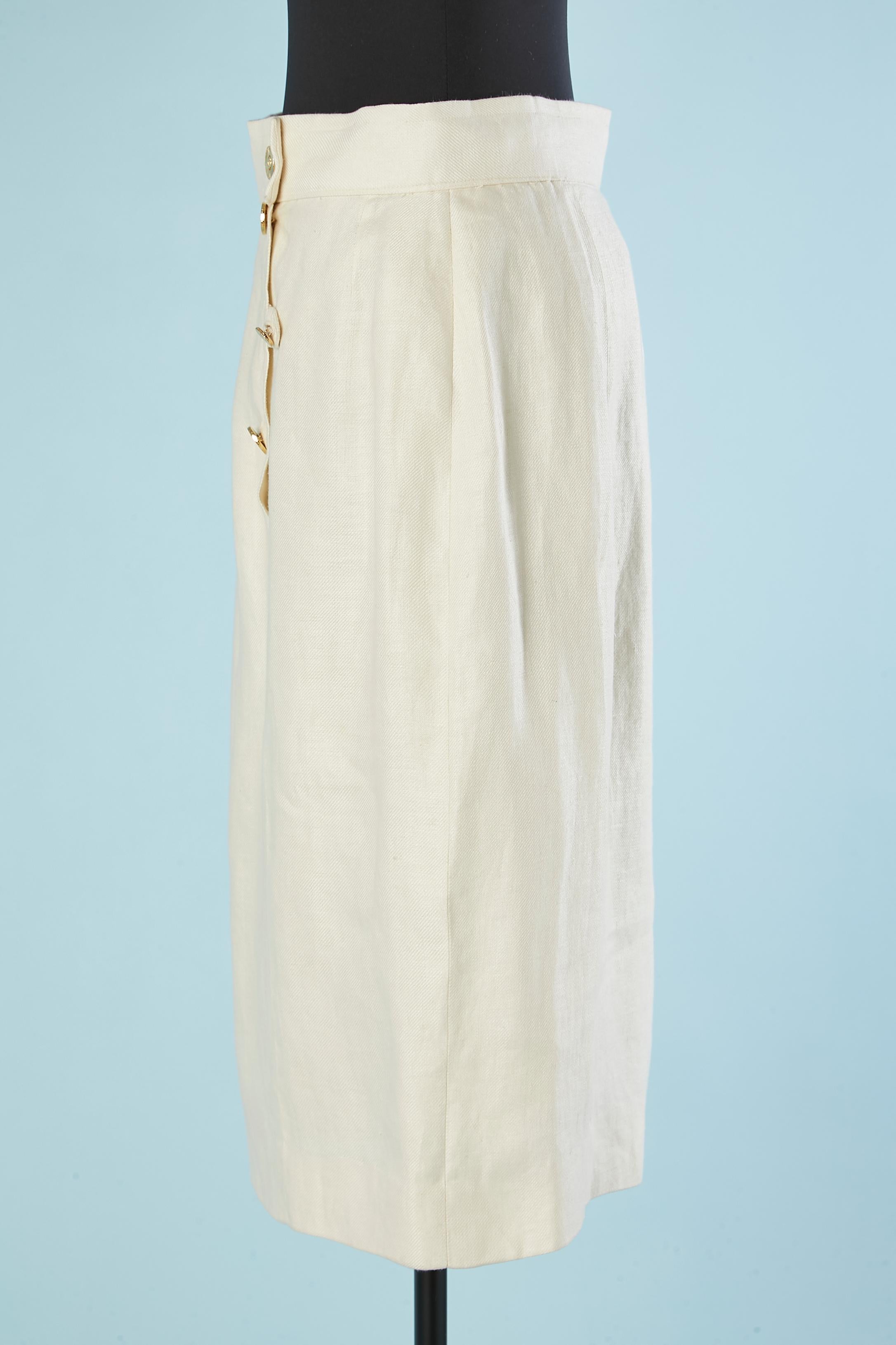 Off-white linen skirt with gold metal branded buttons Chanel  In Good Condition For Sale In Saint-Ouen-Sur-Seine, FR