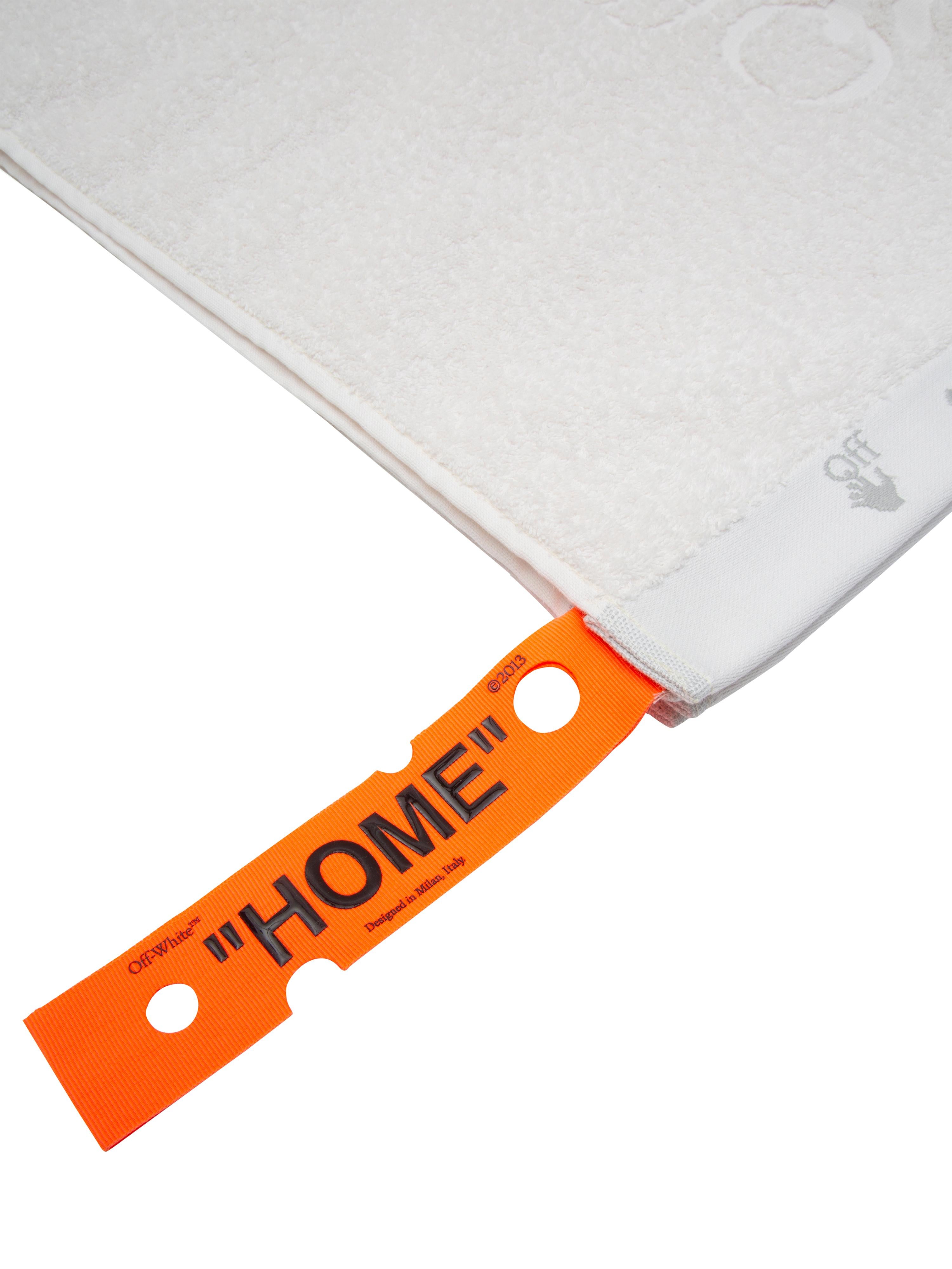 Off-White Man Swimming Logo Towel Set White No Color In New Condition For Sale In Milan, IT