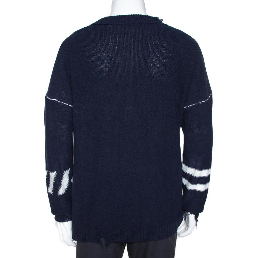 Rest assured that you are in style when wearing this Off-White jumper. It is a well-made creation that has just the right details to offer a refined casualwear look. Get this navy blue logo-detailed jumper to add an extra layer of warmth on chilly