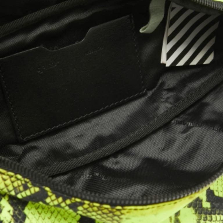 Off-White Neon Green/Black Python Print Nylon Fanny Pack Belt Bag Bon état - En vente à Dubai, Al Qouz 2