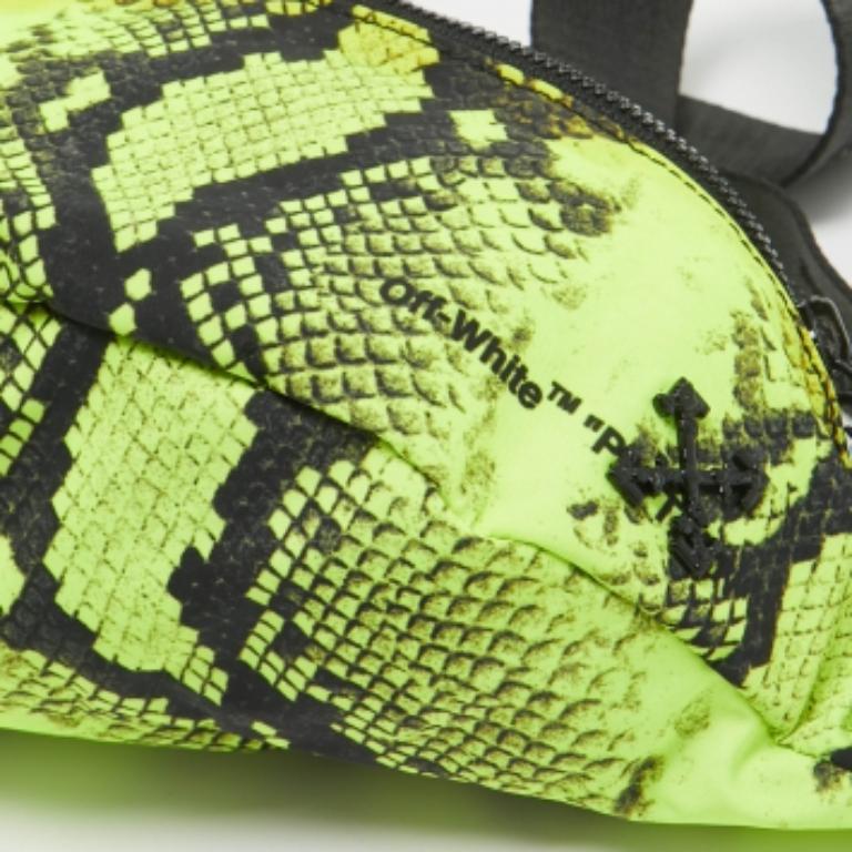 Off-White Neon Green/Black Python Print Nylon Fanny Pack Belt Bag en vente 1