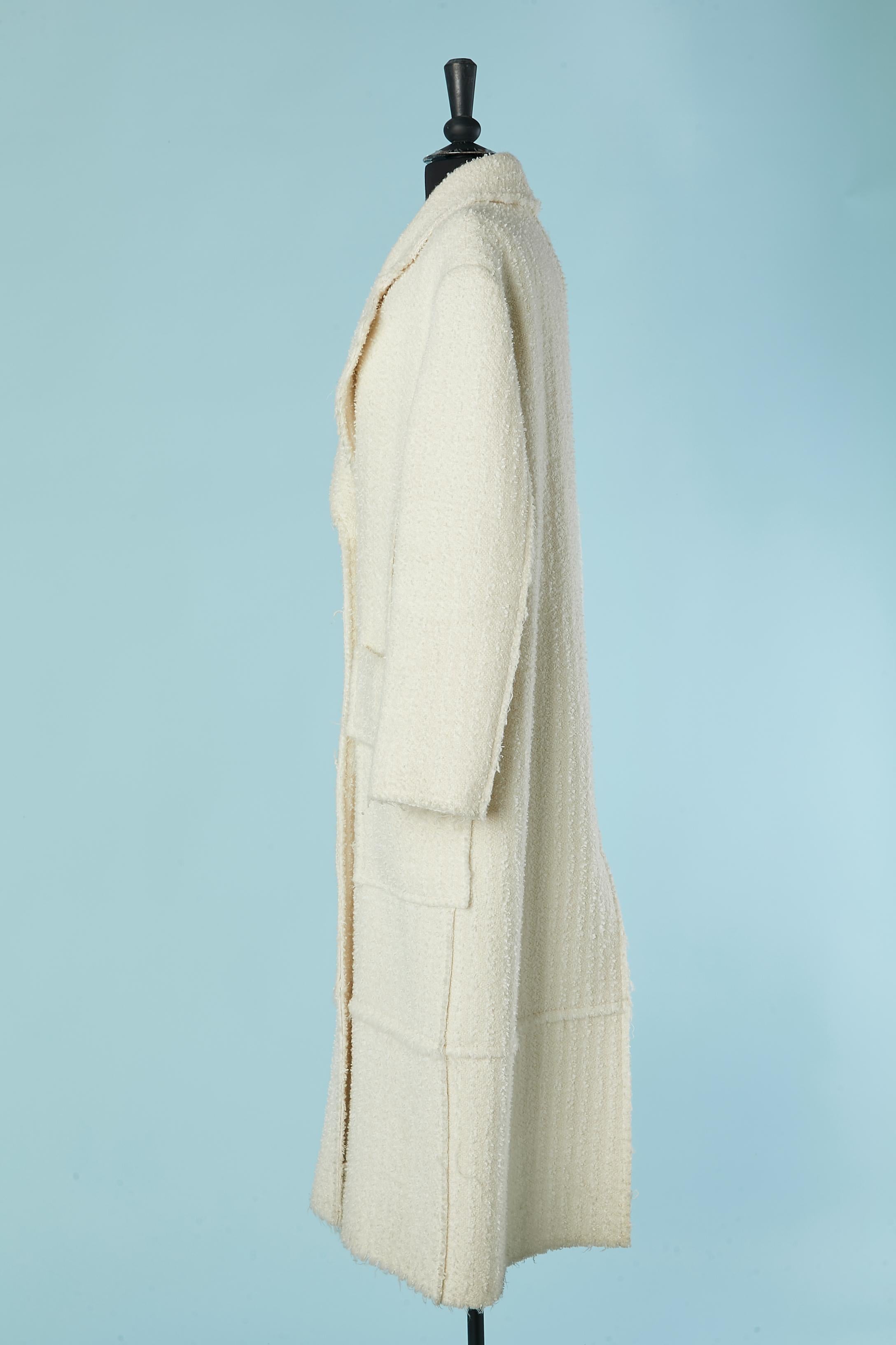 Donna Cappotto bouclette oversize bianco sporco con chiusura a scatto Erika Cavallini in vendita