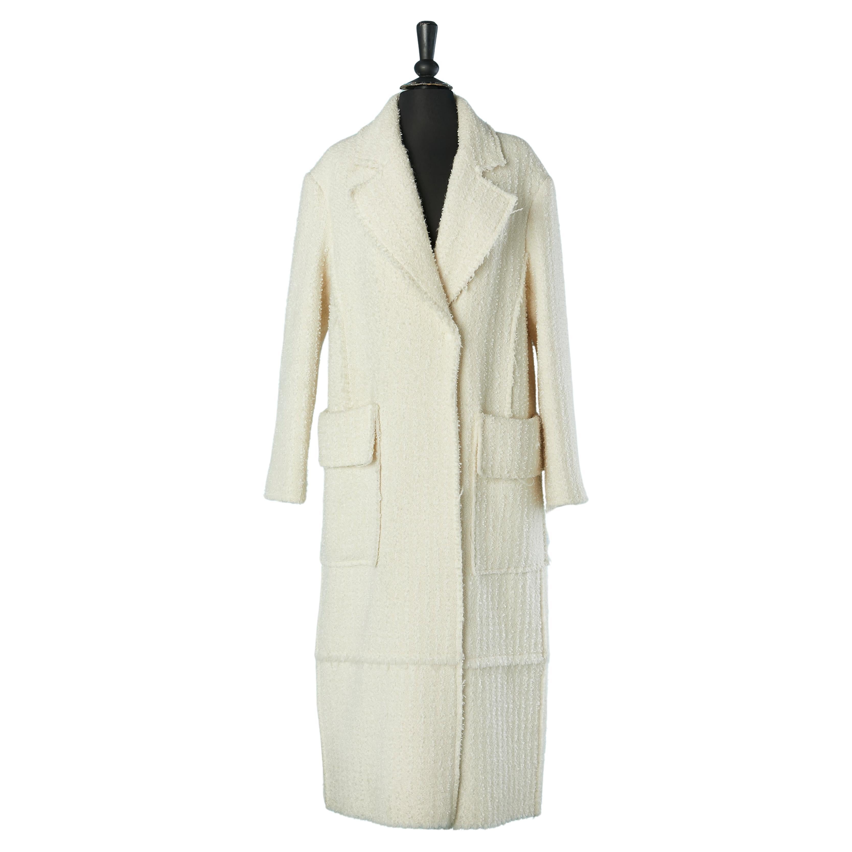 Cappotto bouclette oversize bianco sporco con chiusura a scatto Erika Cavallini