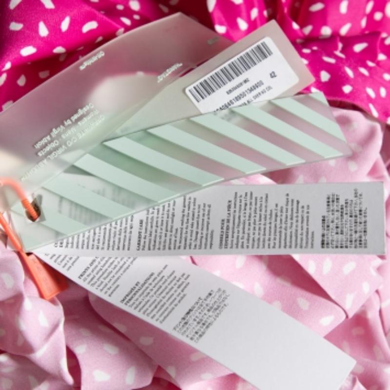 These pretty pink culottes from Off-White are a must-have for all fashion enthusiasts. They are exquisite in their wide-legged silhouette and flaunt a unique print. With their skirt-like appearance, you can style the piece with sneakers and a cute