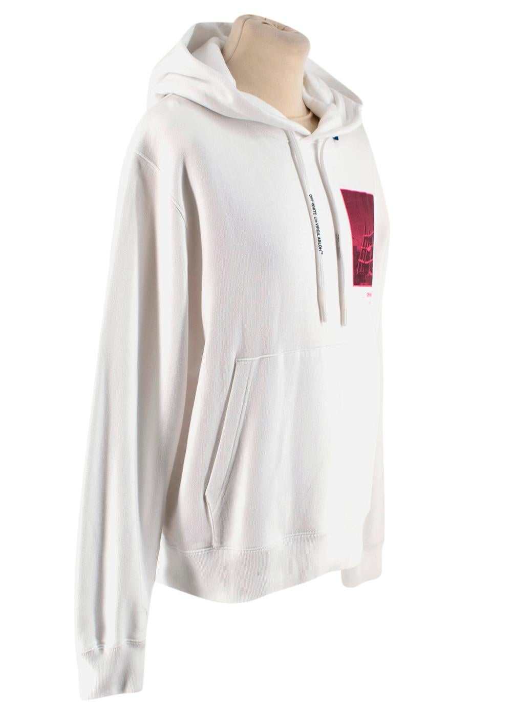 Off-White Pink/White Cotton Print Incompiuto Hoodie
-C/o Virgil Abul Spring-Summer 2020 collection
-Soft cotton material
-Pocket on front
-Hood
-Ribbed hem detail
-Graphic print on front
-Lettering and logo on back

Materials: 100% cotton

Made in