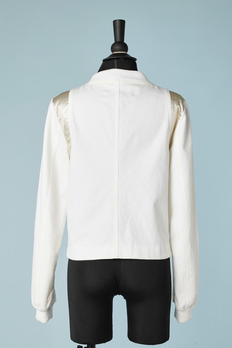 Off-white raw silk and gold lurex jacket  with branded buttons Chanel  For Sale 2