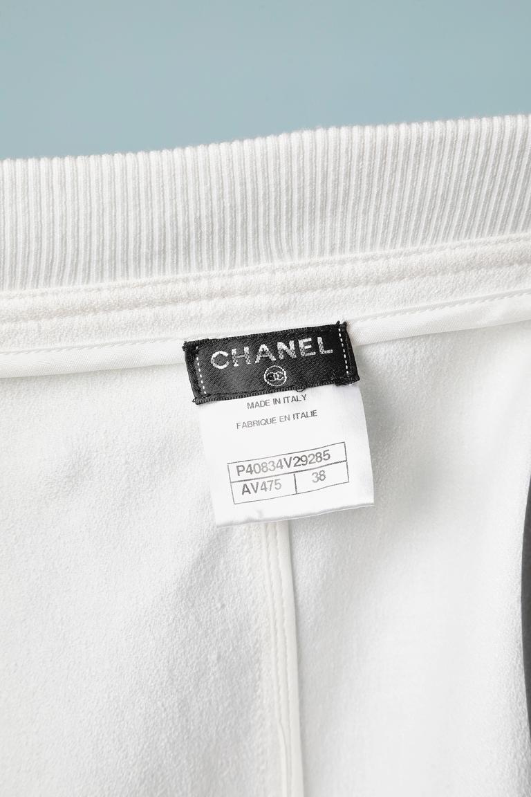 Off-white raw silk and gold lurex jacket  with branded buttons Chanel  For Sale 3