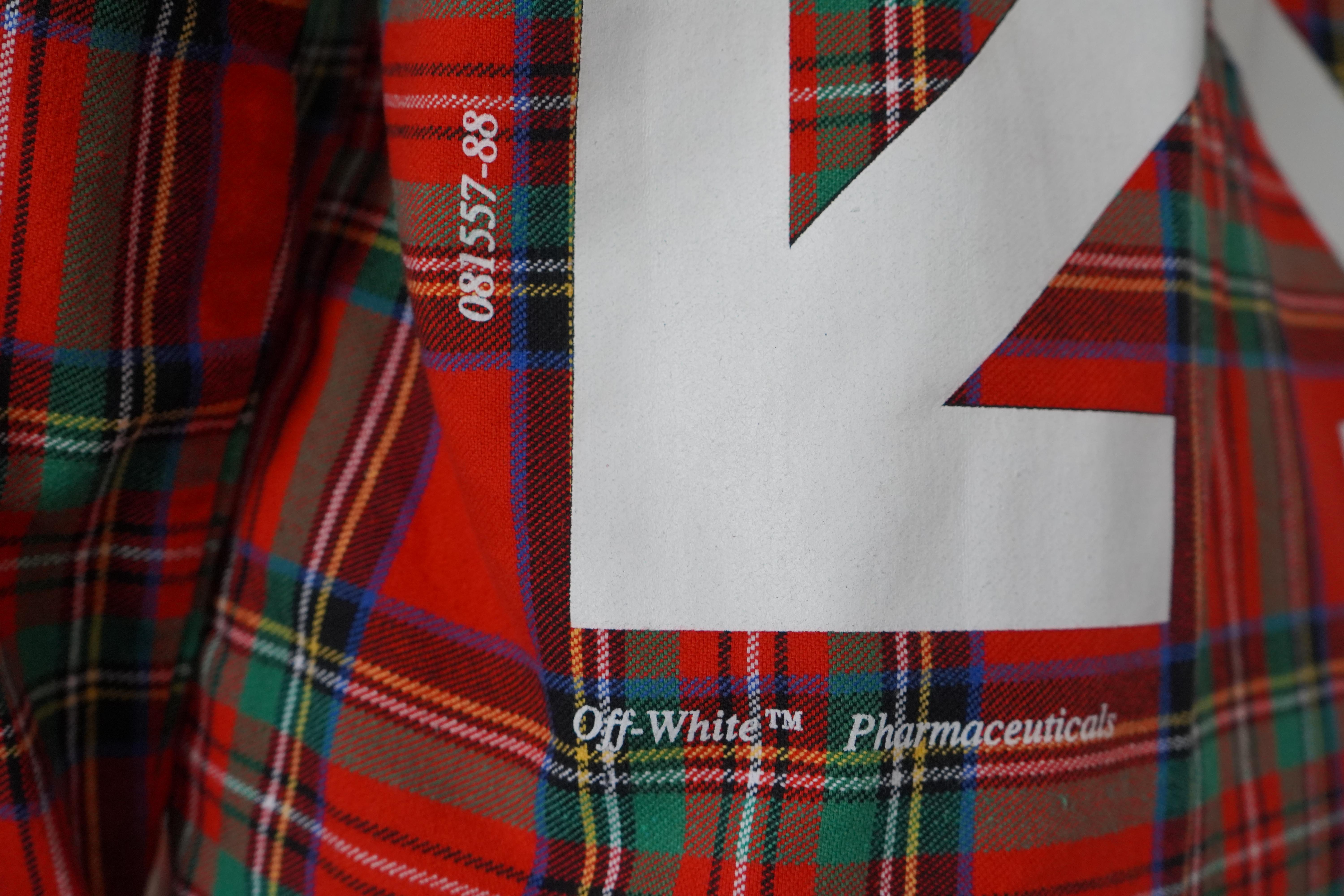 Off-White Red Plaid Flannel (SS13) For Sale 3