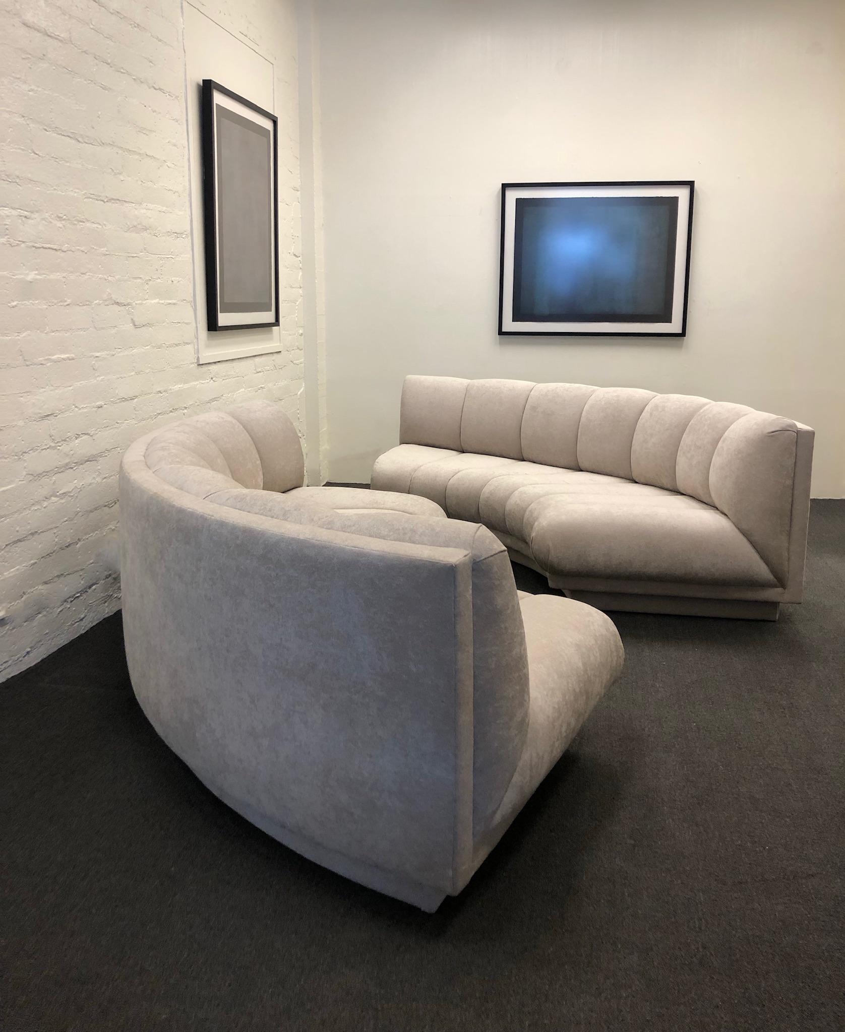 Semi-Circular Channel Sectional Sofa in Weiß von Steve Chase, Weiß  (Ende des 20. Jahrhunderts) im Angebot