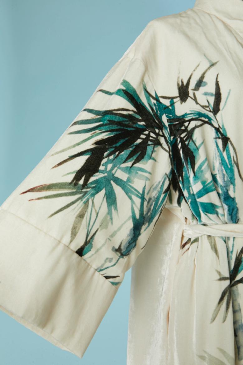 Cappotto kimono in velluto di seta bianco sporco con stampa bambù e frange CHRISTIAN DIOR In condizioni Nuovo in vendita a Saint-Ouen-Sur-Seine, FR