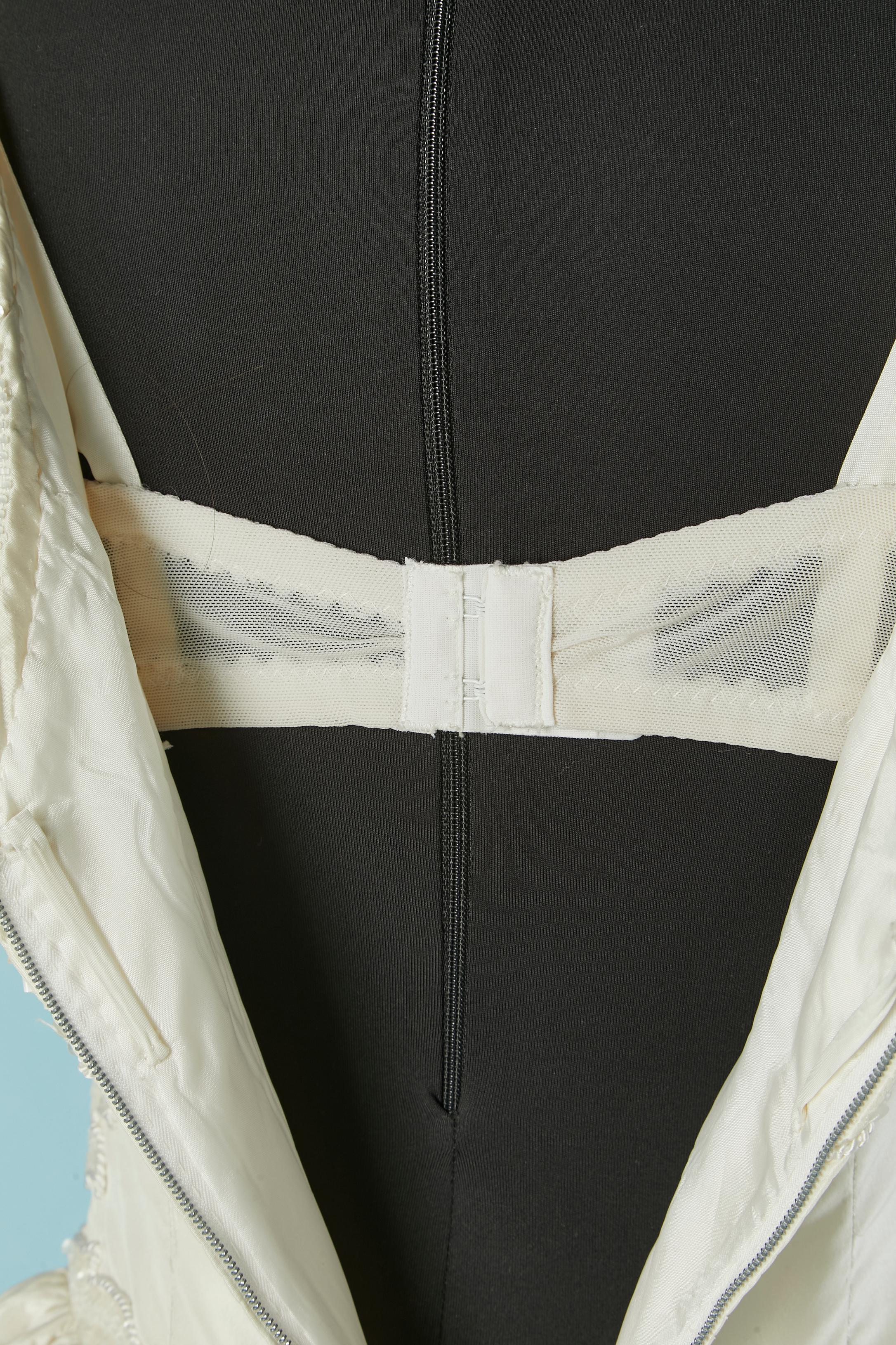 Abito da sposa in seta bianco sporco con perline LORIS AZZARO in vendita 4