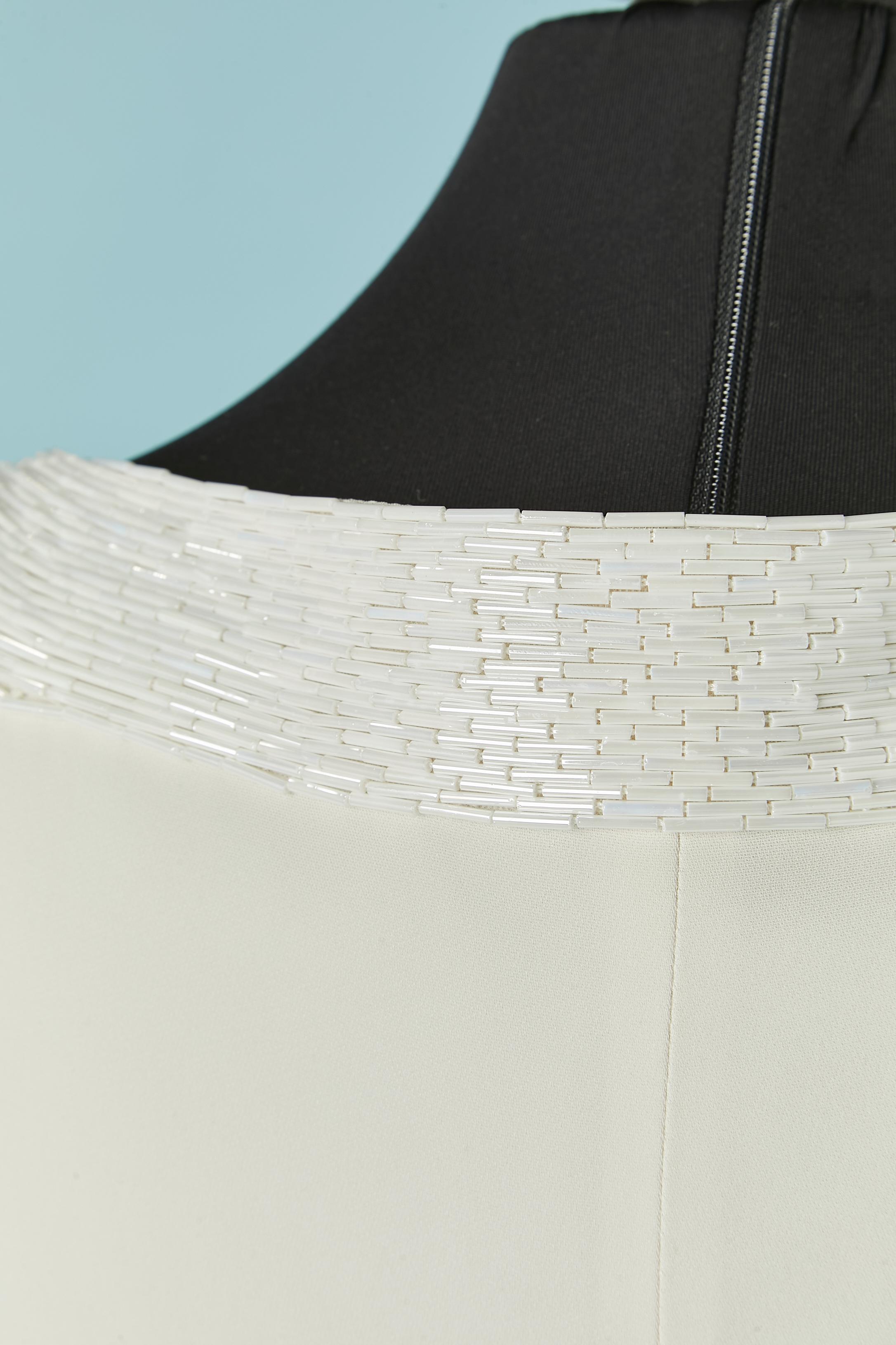 Abito da cocktail senza maniche bianco sporco con drappeggi e perline Alberta Ferretti in vendita 3