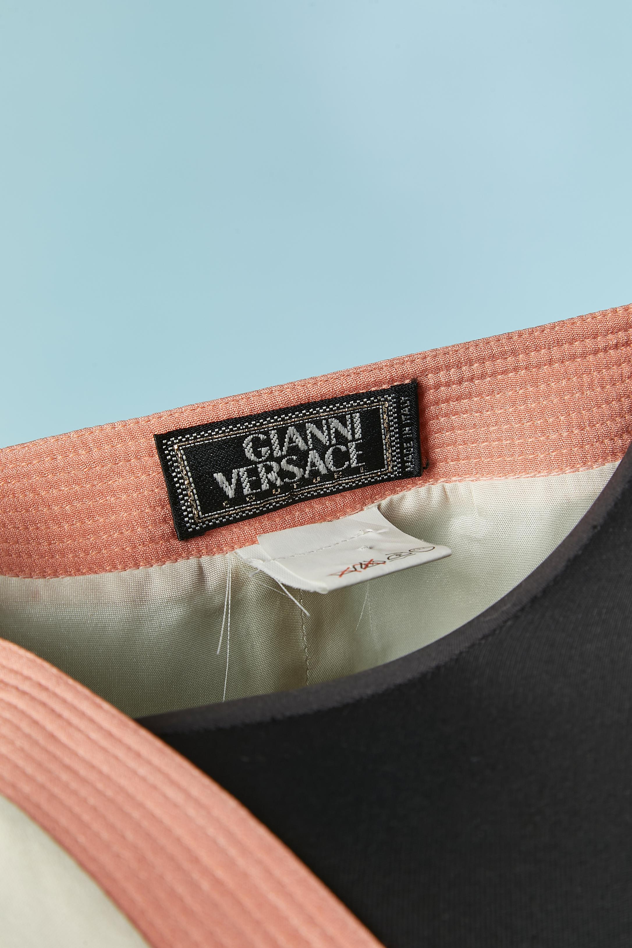 Off-white ärmelloses Oberteil mit rosa Schleife GIANNI VERSACE COUTURE Damen im Angebot