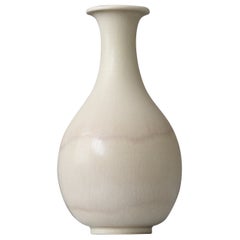 Off-White Stoneware Vase by Gunnar Nylund for Rorstrand, Sweden, 1940s.
