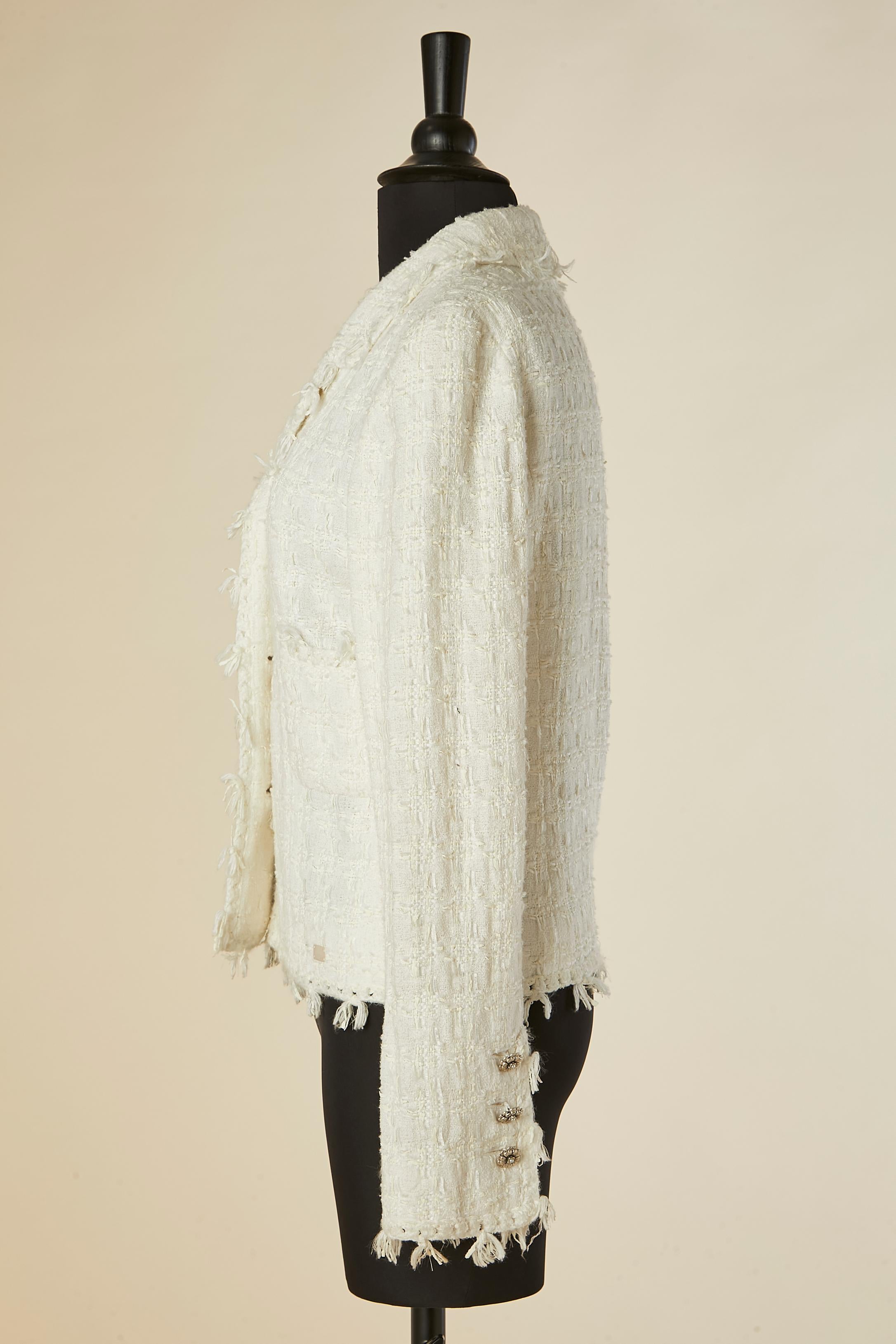 Veste croisée en tweed écru CHANEL en vente 2