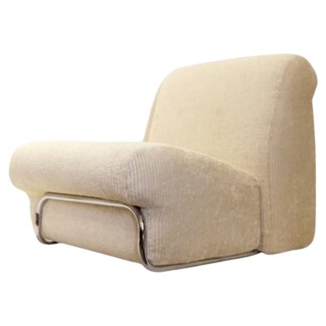 Off-white velvet armchair, 1960s Italy For Sale