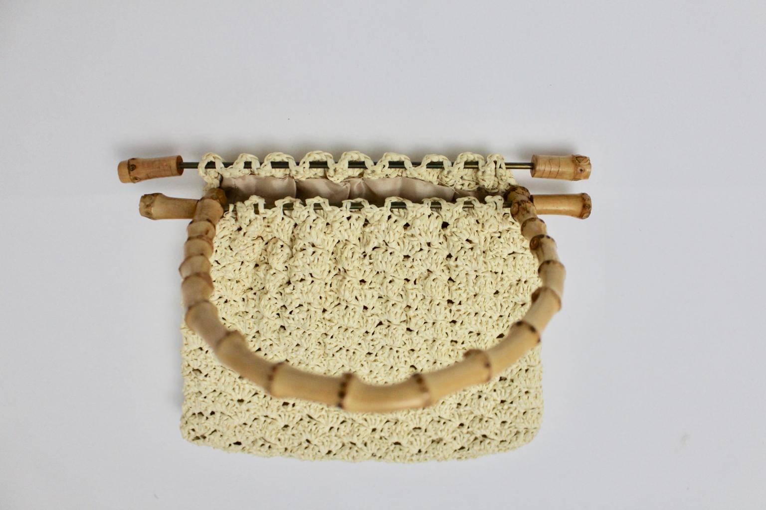Off White Vintage Crochet  Bamboo Handle Bag 1960s Italy For Sale 1
