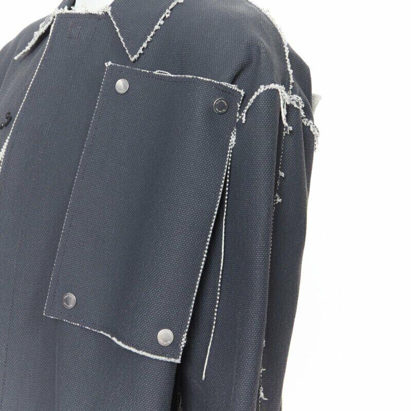 OFF WHITE VIRGIL ABLOH Manteau gris enduite de toile lourde à bords effilochés XS en vente 5