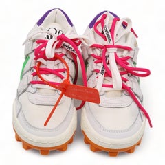 Sneakers Mountain Cleats da donna di Off-White