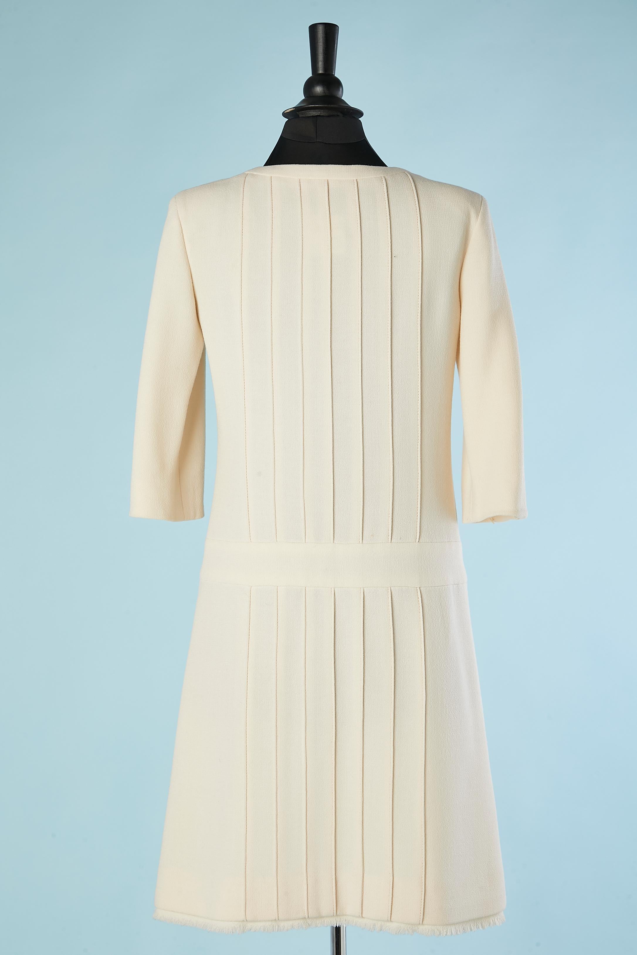 Off-white wool cocktail dress with top-stitched pleats and zip Chanel  For Sale 3