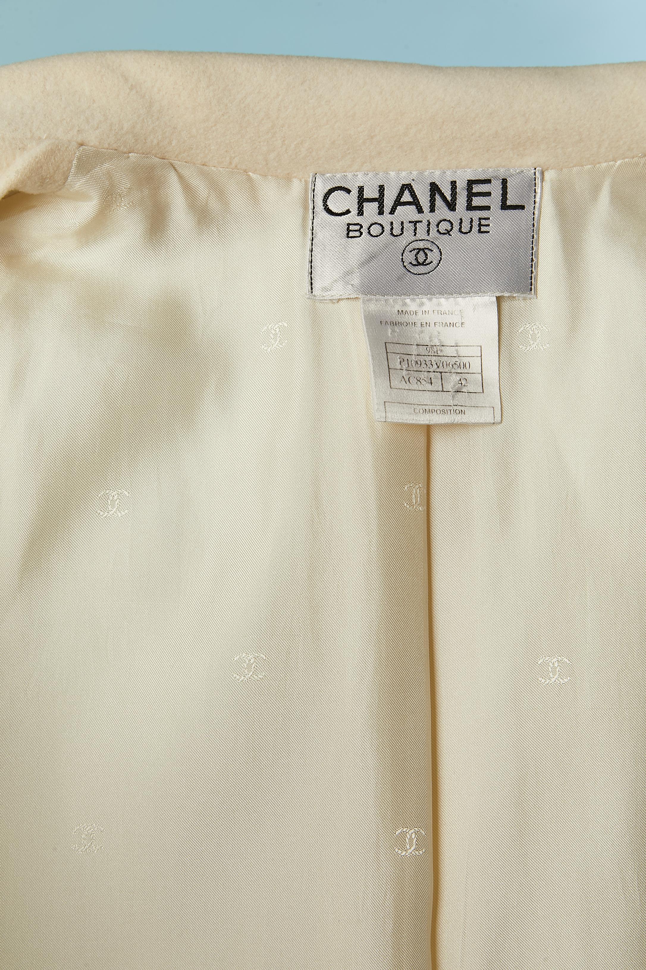 Veste à simple boutonnage blanc cassé CHANEL Boutique en vente 2