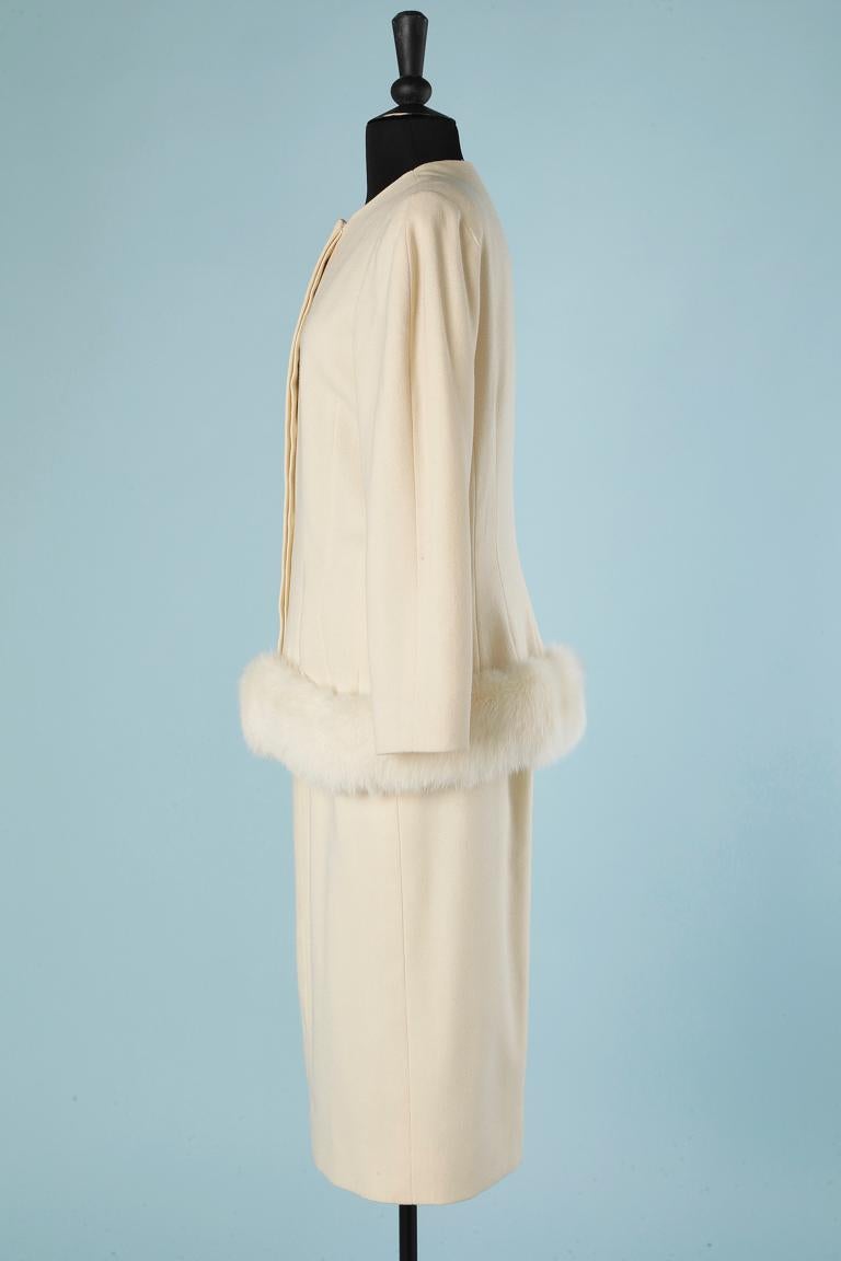 Off-white wool skirt-suit with fox furs  edge Victor Costa  In Excellent Condition For Sale In Saint-Ouen-Sur-Seine, FR