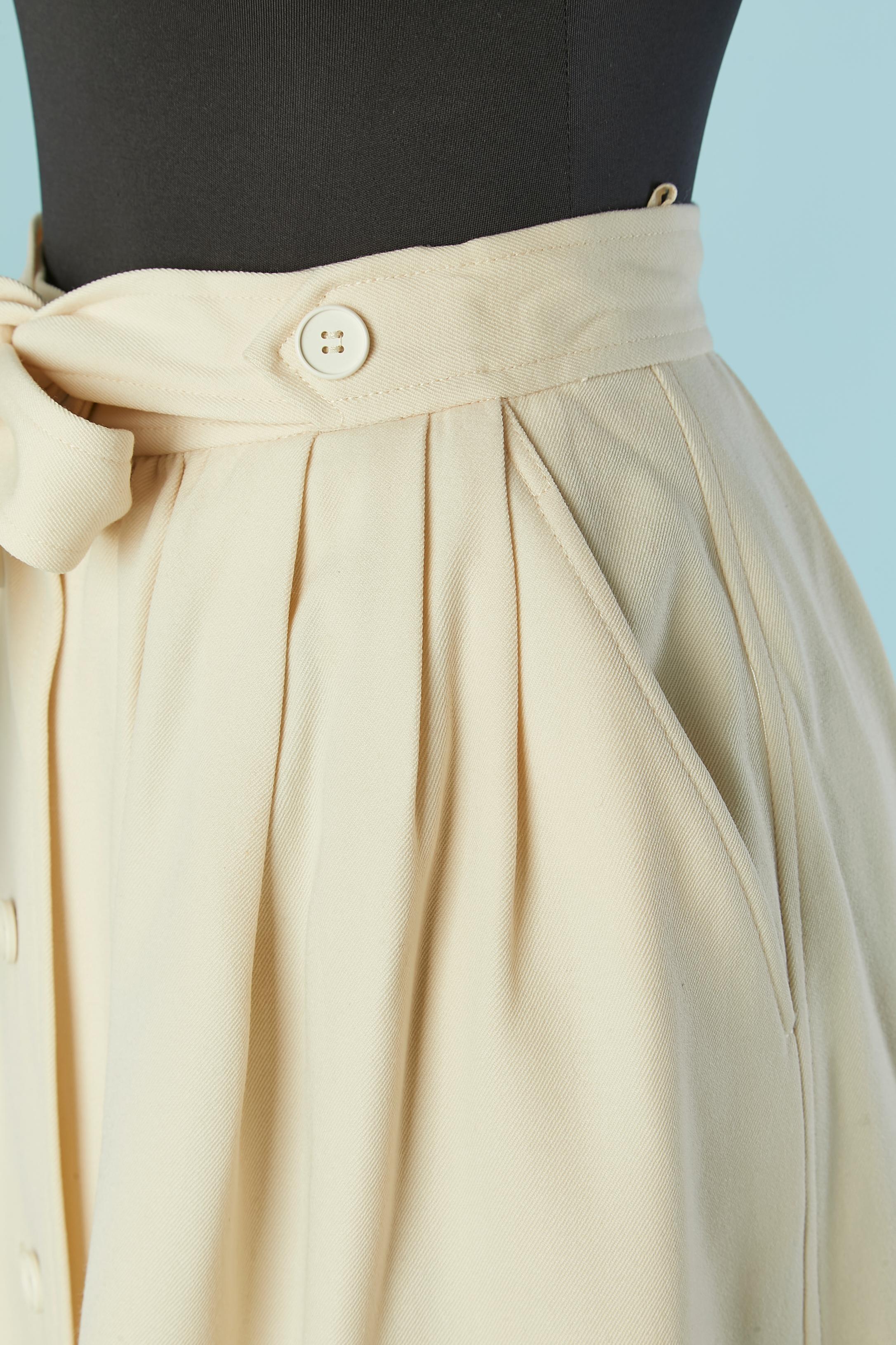 Beige Gonna in lana bianco sporco con chiusura a bottoni  Saint Laurent Rive Gauche in vendita