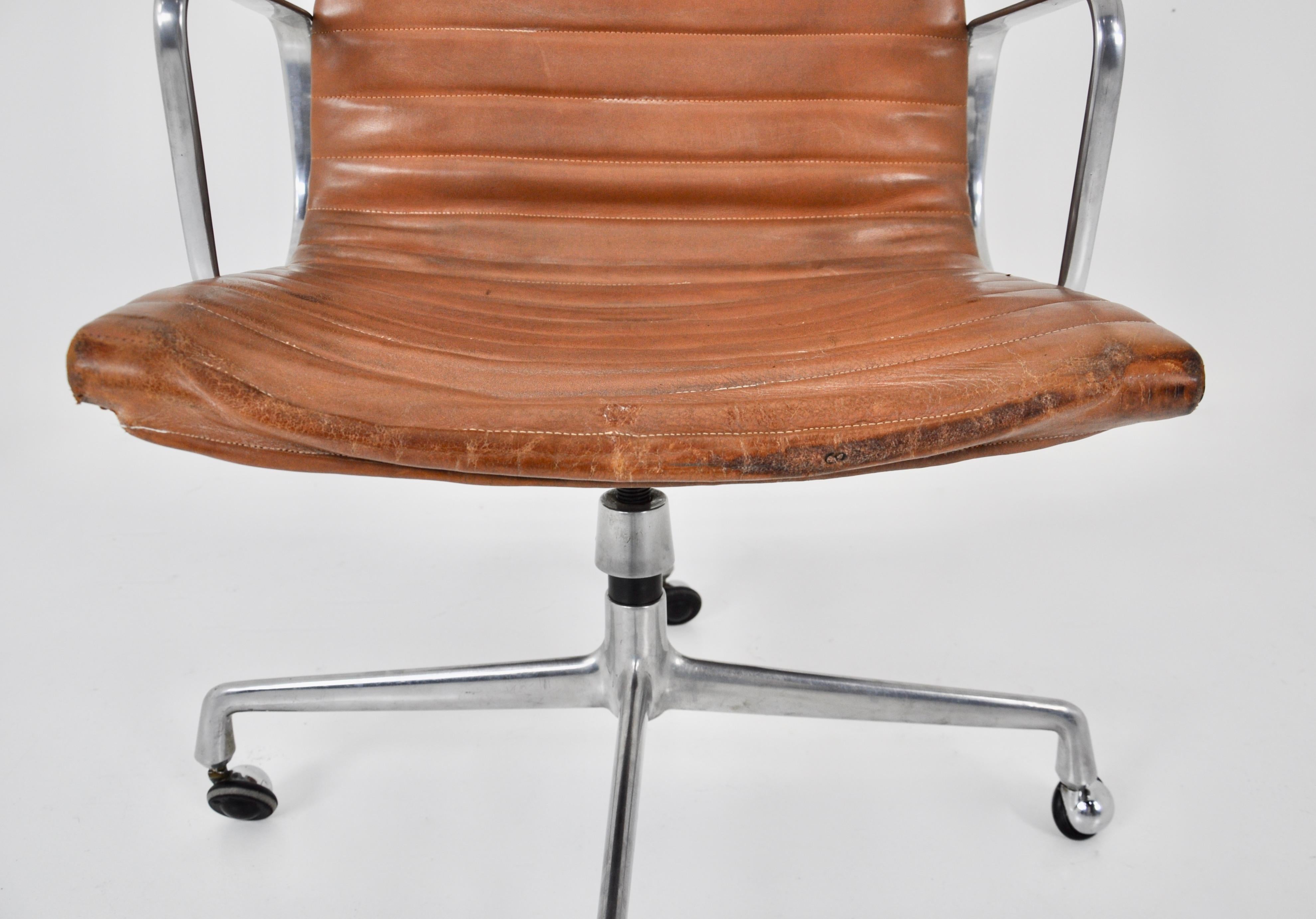 Office Armchair by Charles & Ray Eames for Herman Miller, 1970s 3