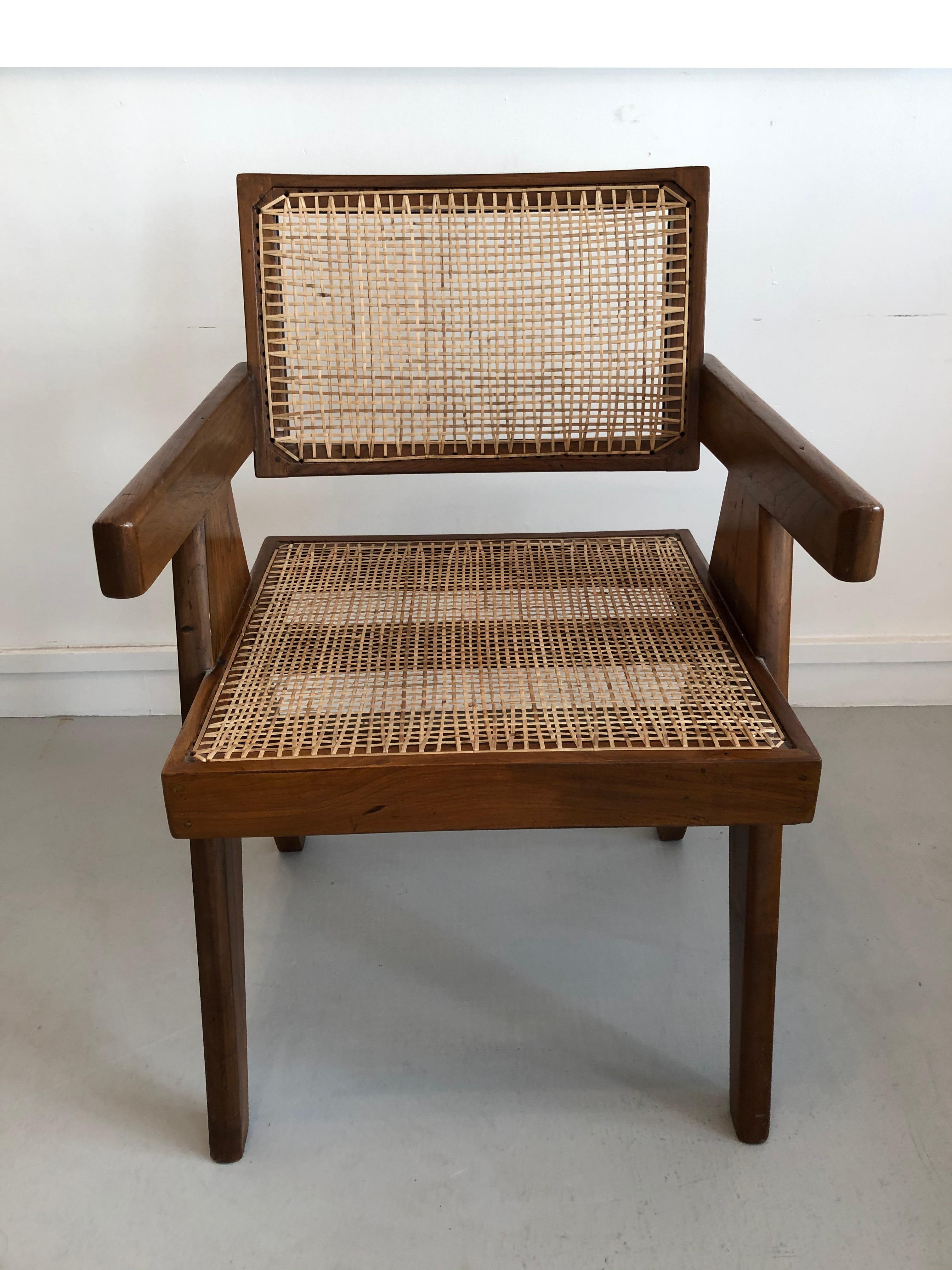 Office armchair by Pierre Jeanneret from Chandigarh (India) for administration buildings, 1950s.

The chair is numbered on his back (office number attributed)

Recaned.

    
