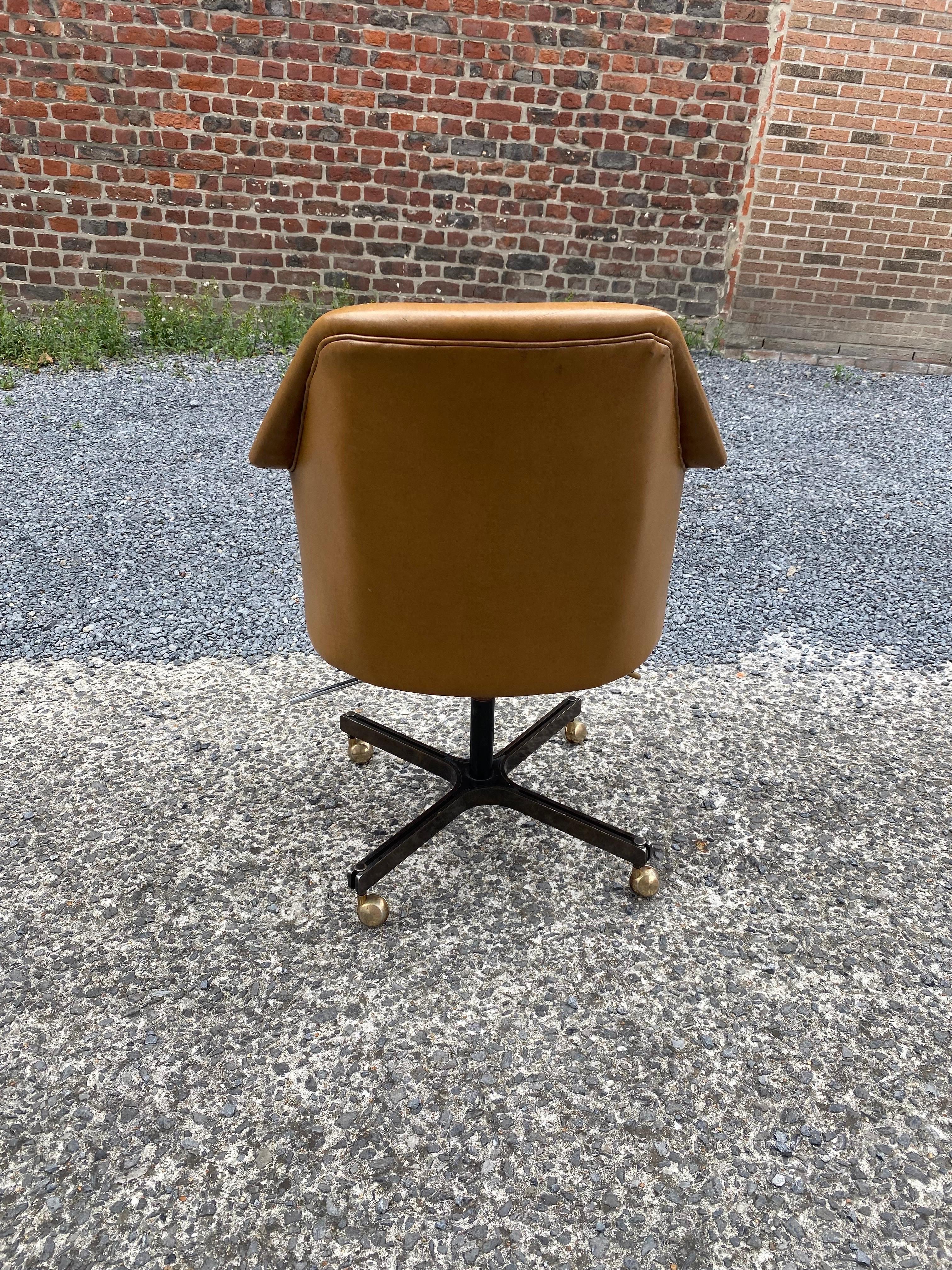 Mid-20th Century Office Armchair in Faux Leather and Metal circa 1960 For Sale