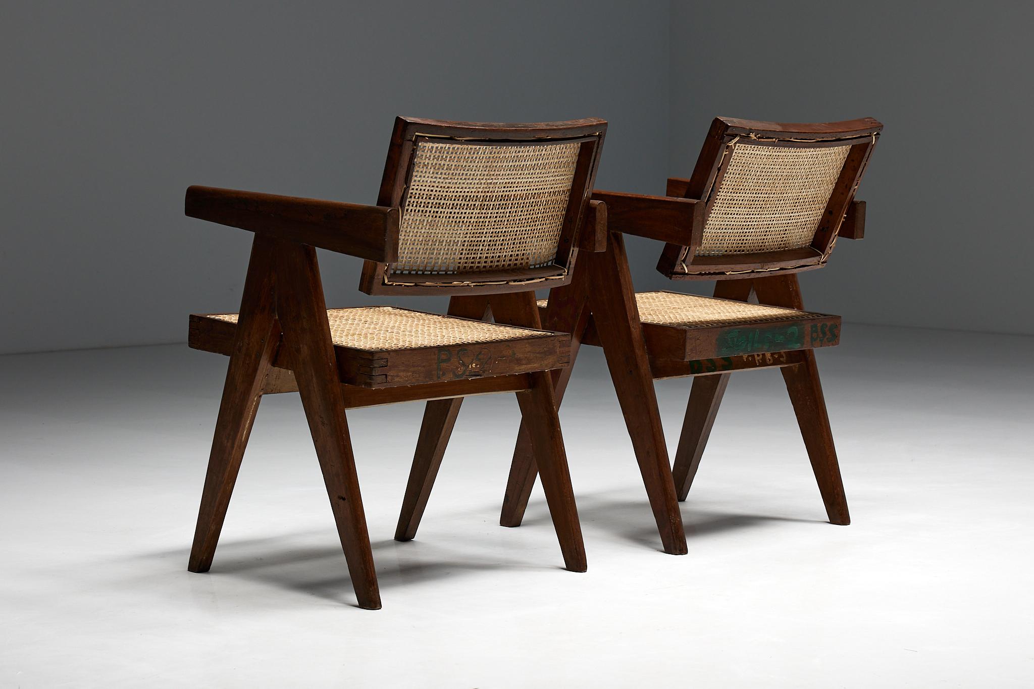 Indien Chaises de bureau en rotin de Pierre Jeanneret, Inde, 1955 en vente