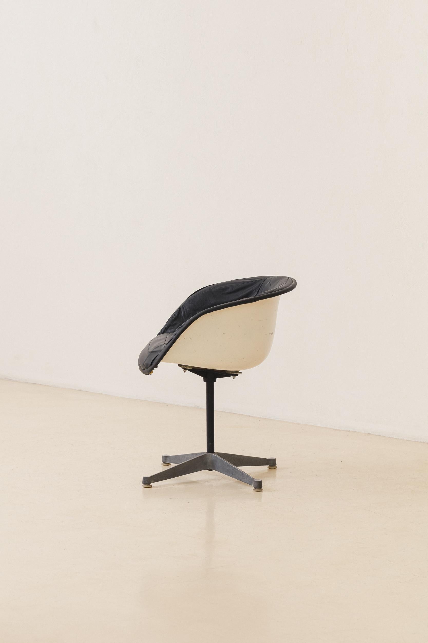 20th Century Office Chair, 1970s, Brazilian Mid-century Modern For Sale